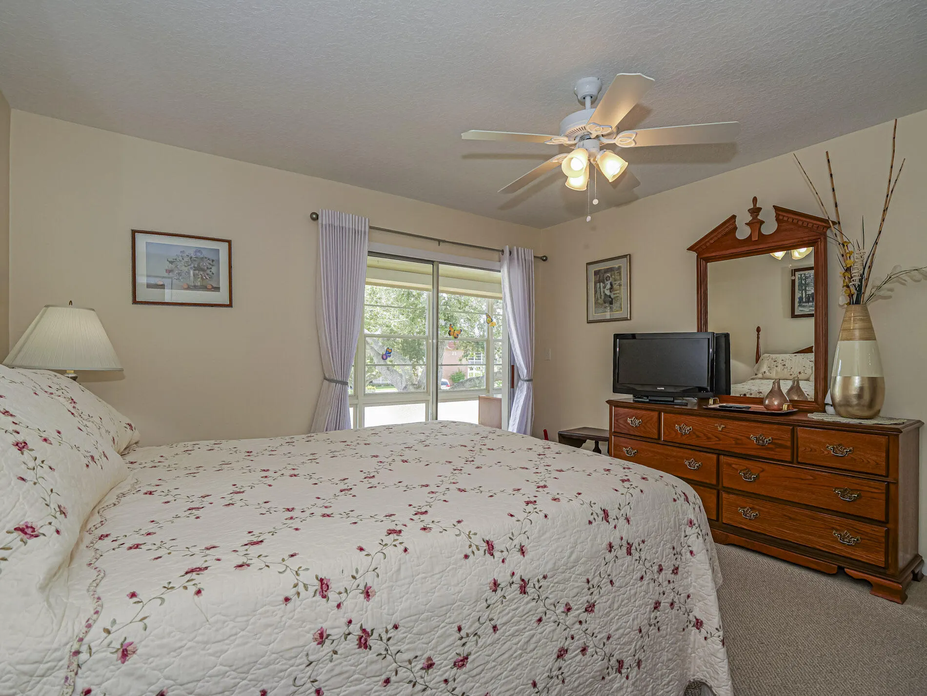 26 PINE ARBOR Lane #201