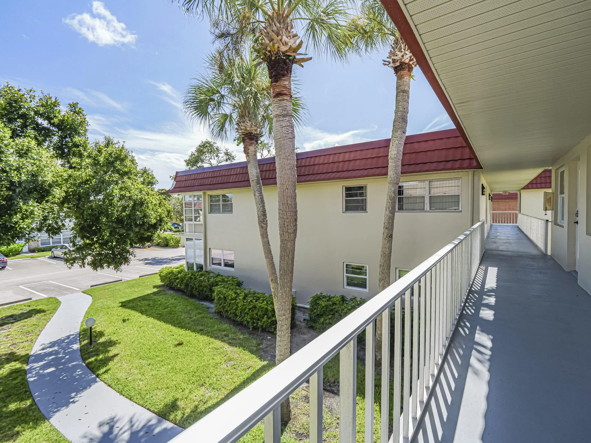 26 PINE ARBOR Lane #201