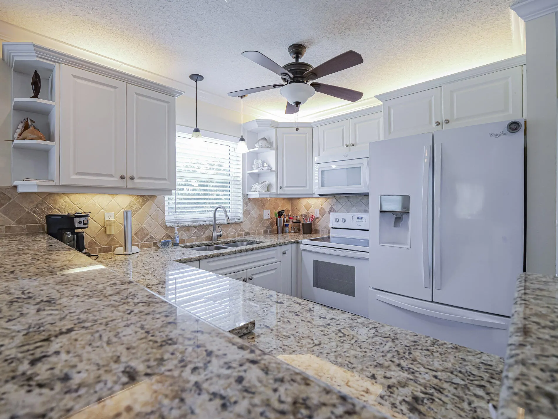 26 PINE ARBOR Lane #201