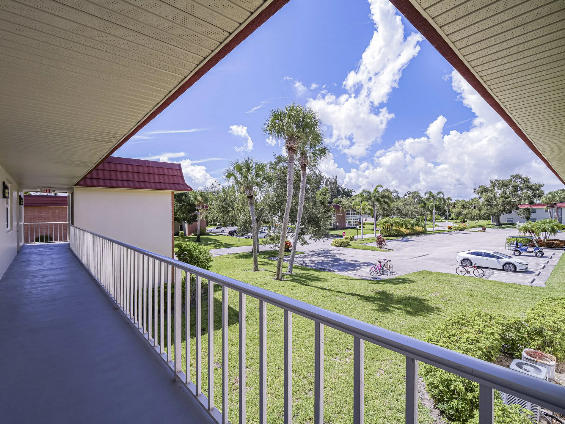 26 PINE ARBOR Lane #201