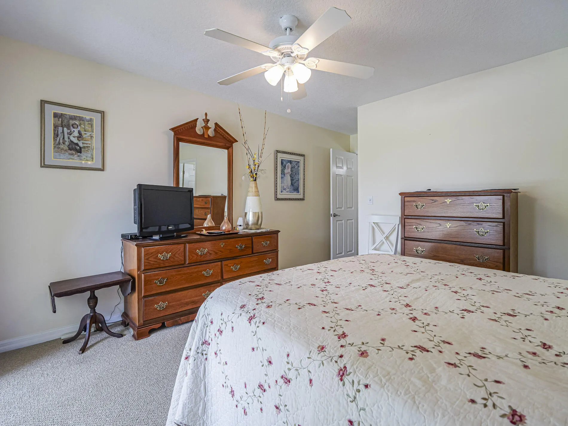 26 PINE ARBOR Lane #201