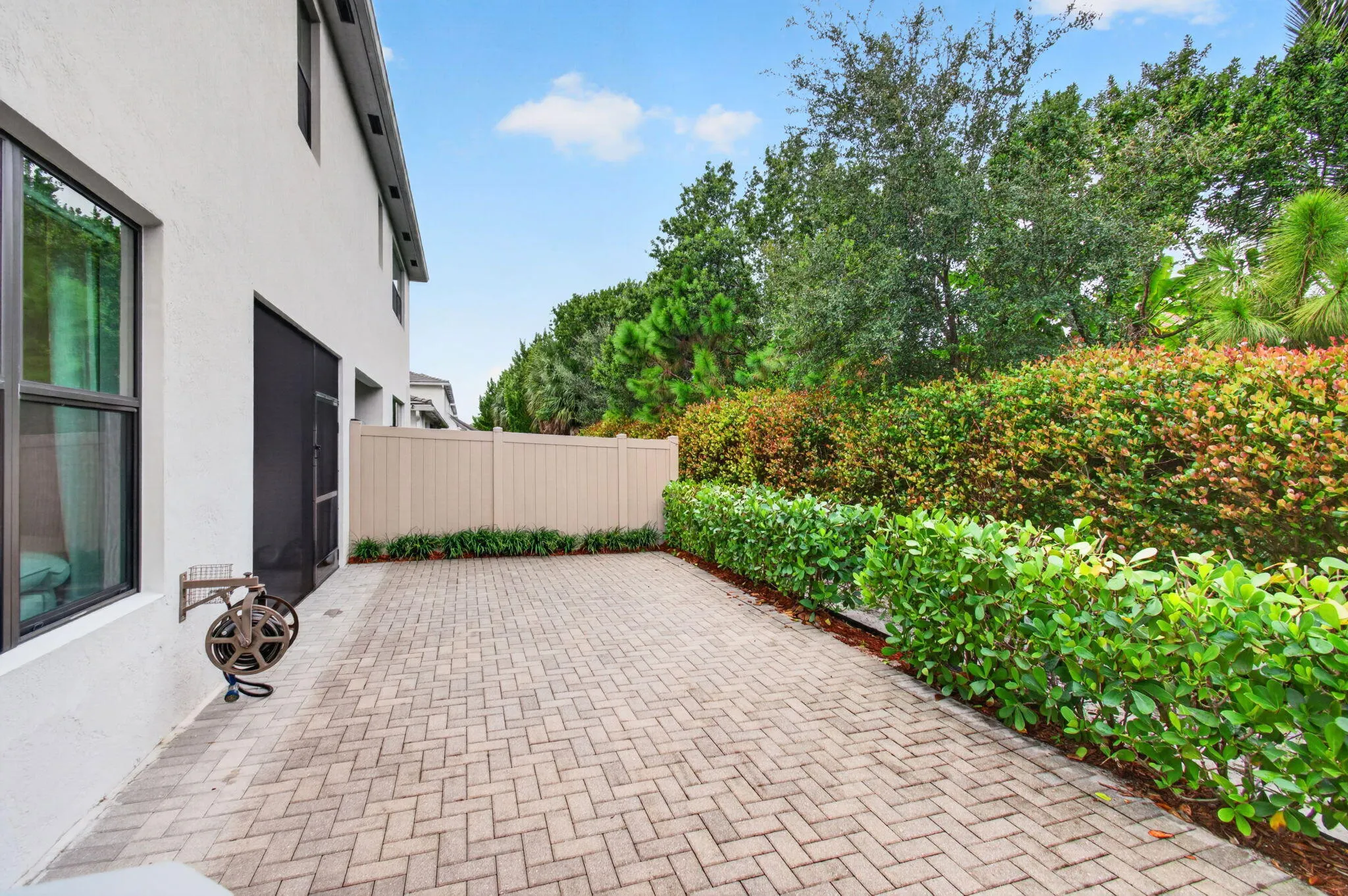 4355 Arcturus Lane