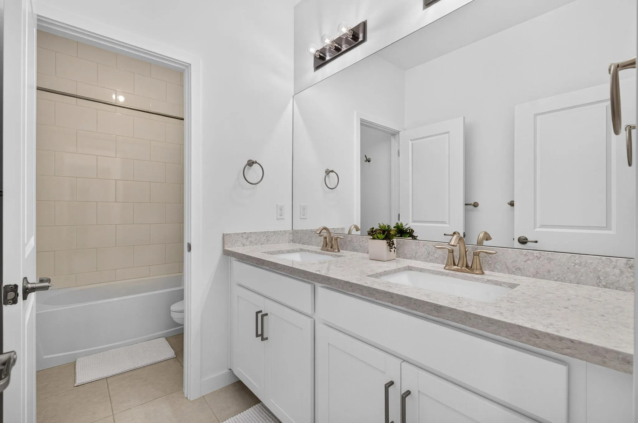 4355 Arcturus Lane