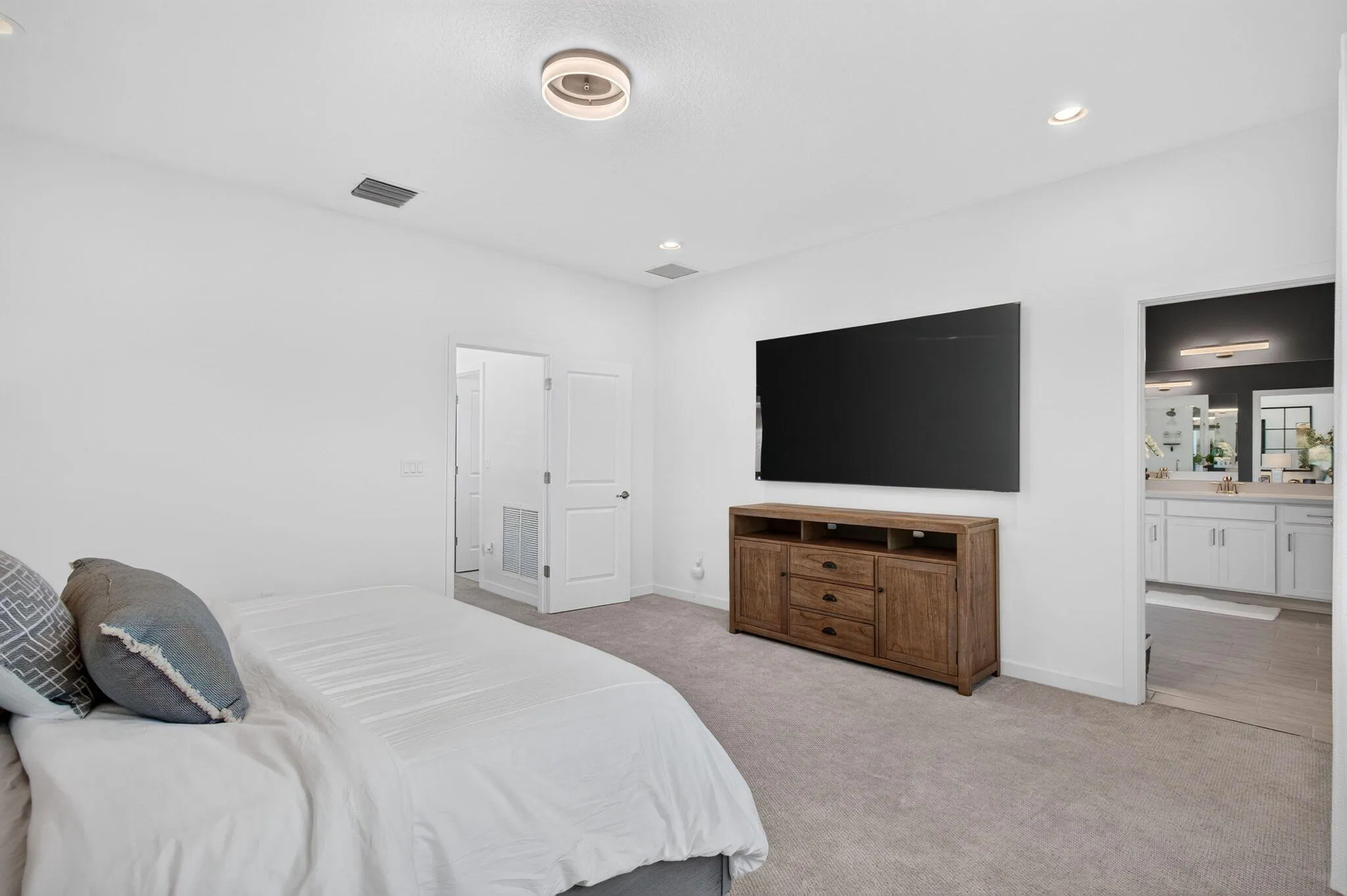 4355 Arcturus Lane
