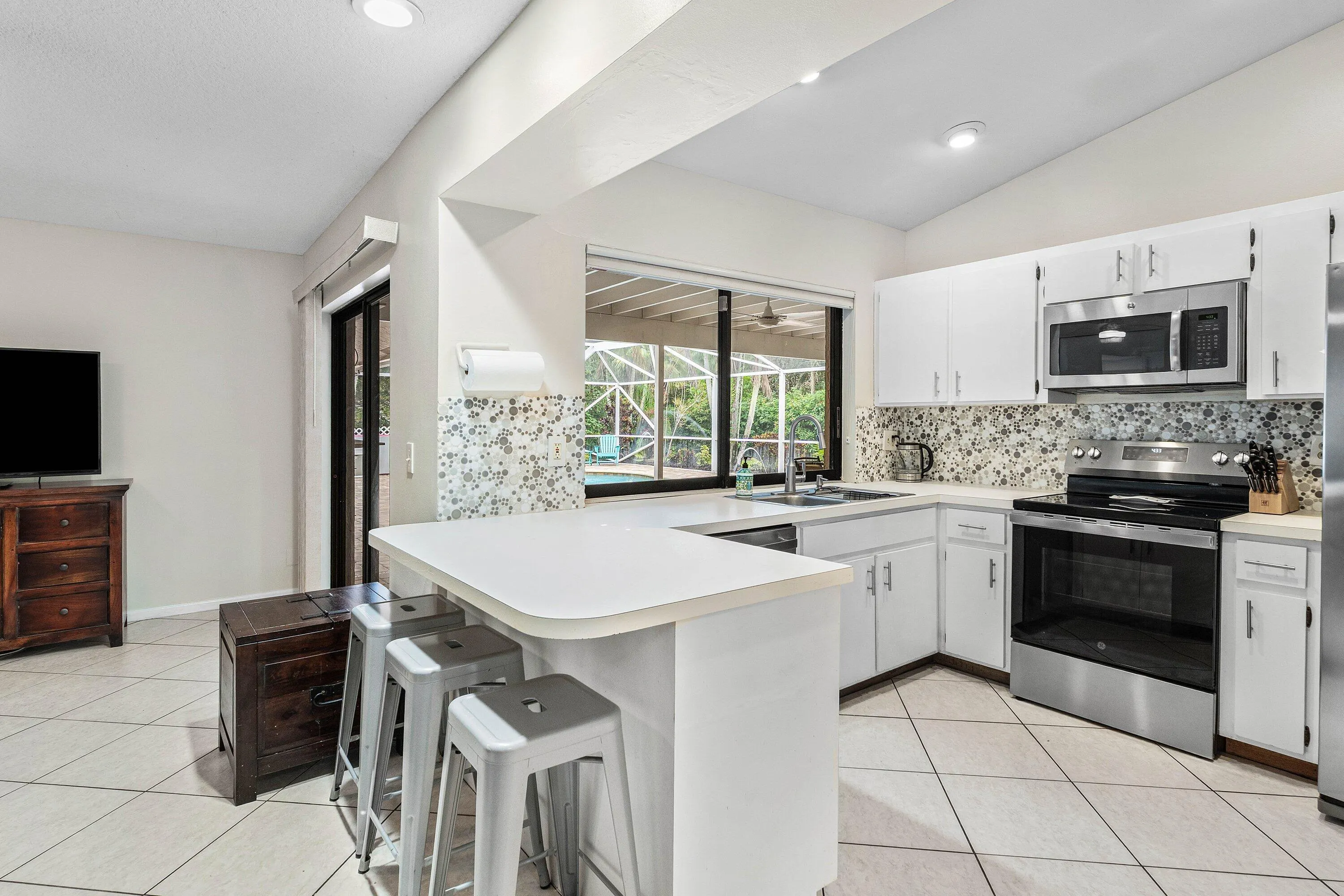 100 St Davids Way