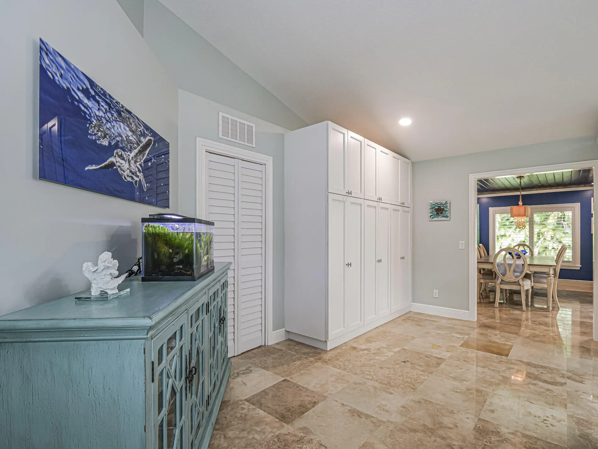 215 8TH Terrace