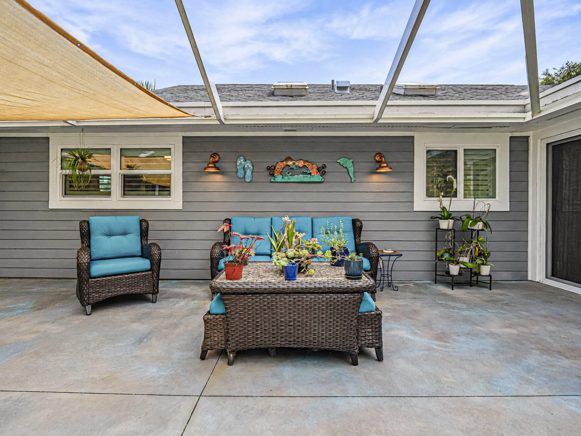 215 8TH Terrace