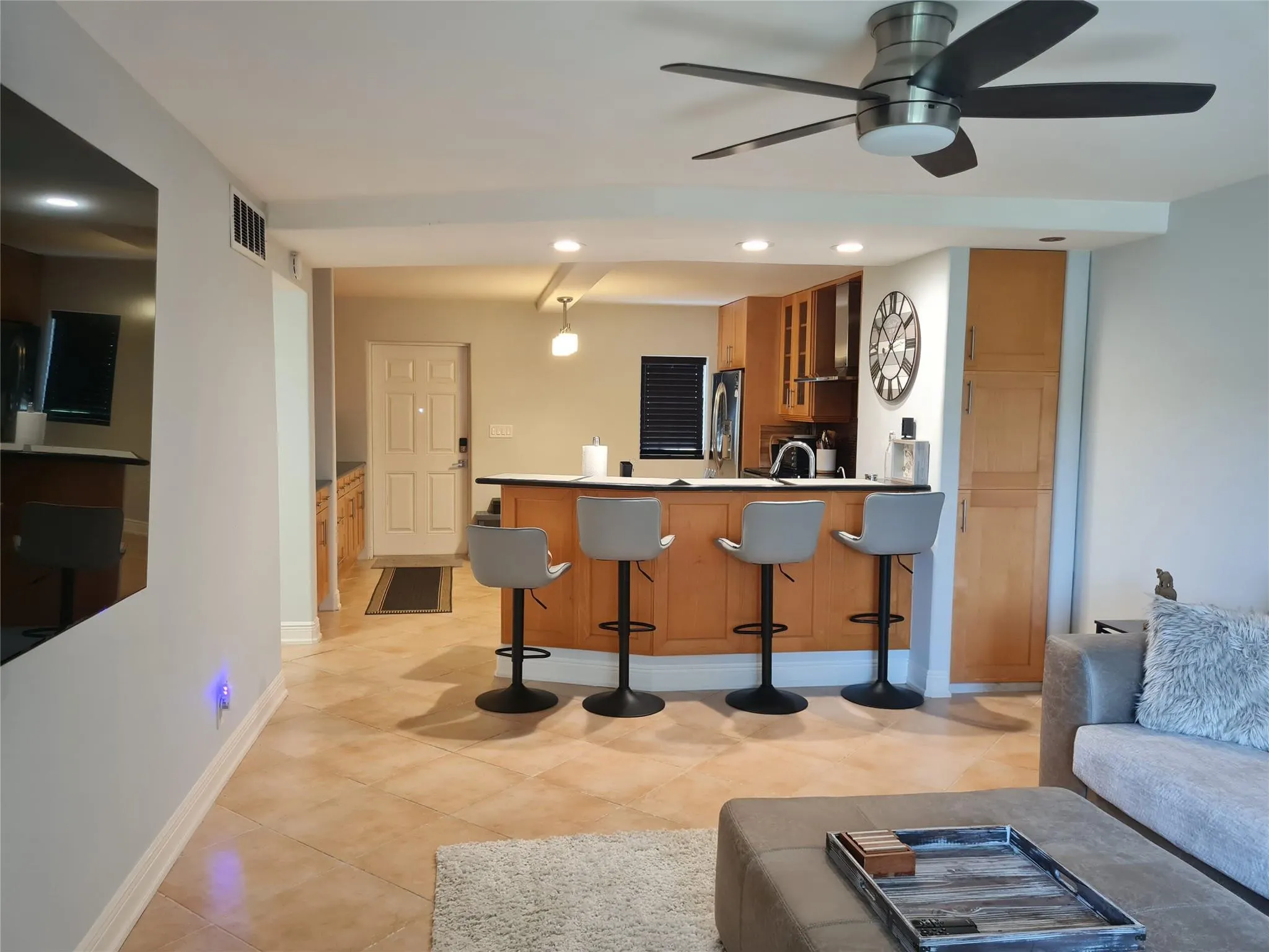 222 N FEDERAL Highway #107