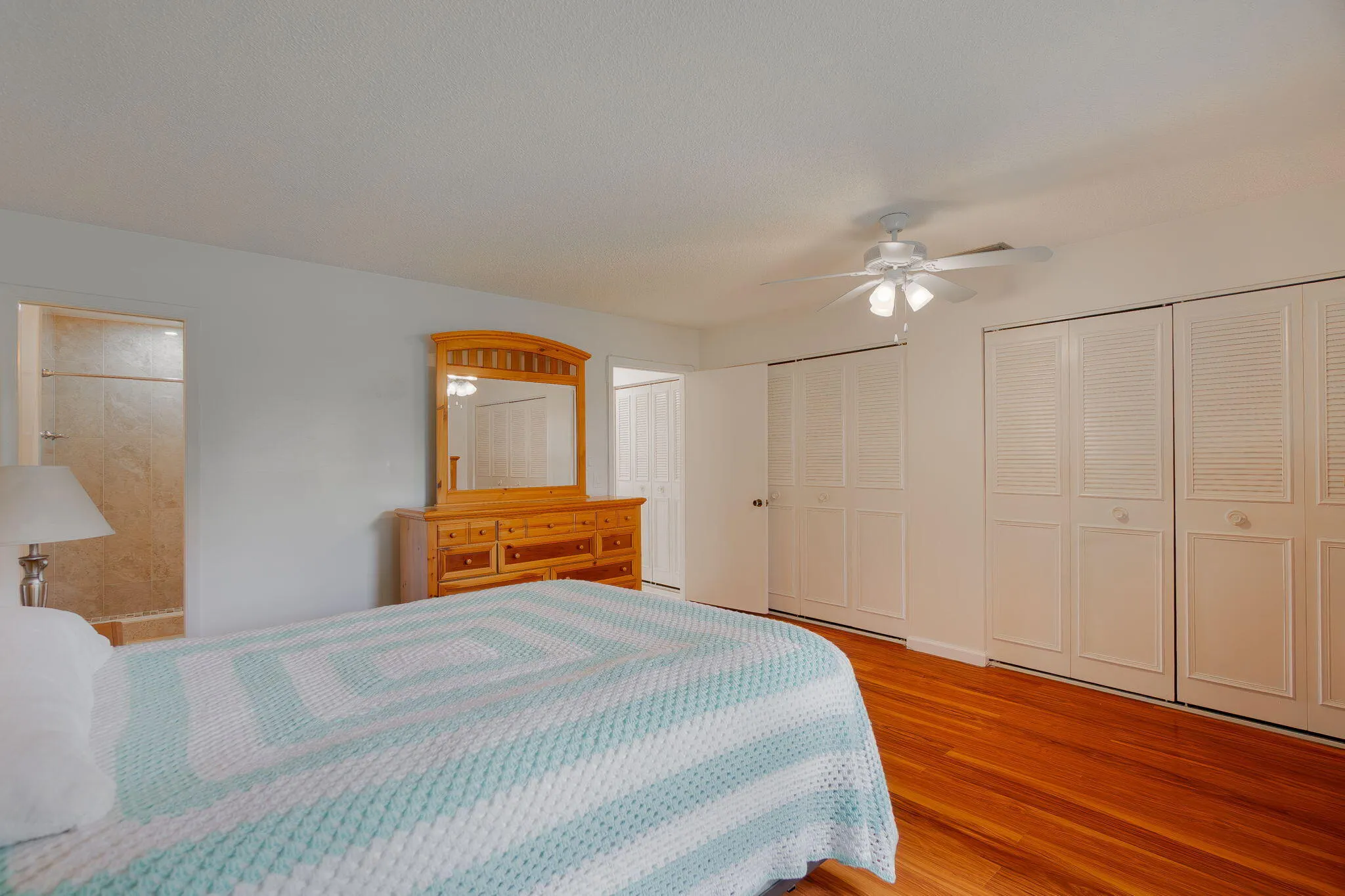 903 Worcester Lane