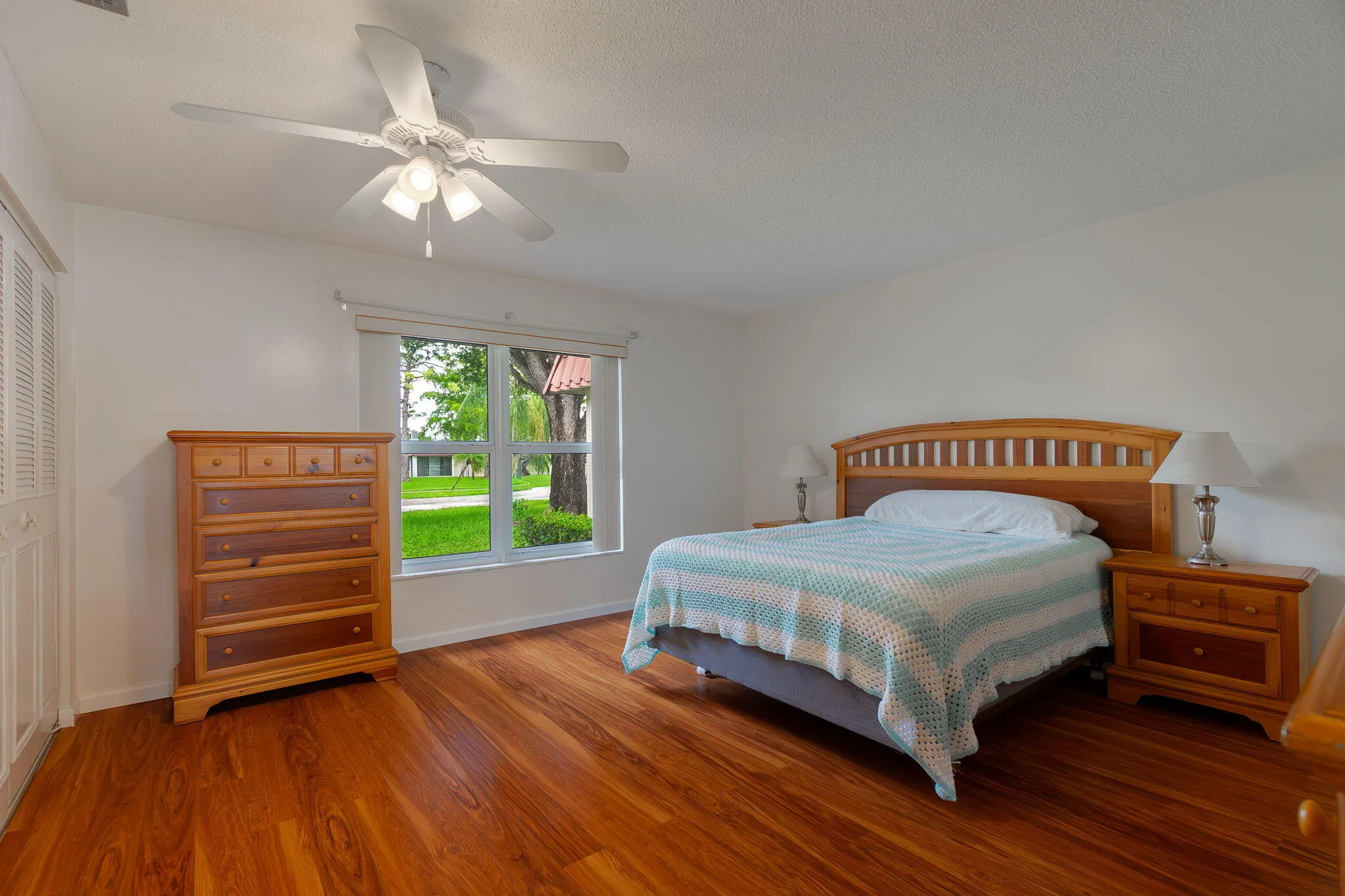 903 Worcester Lane