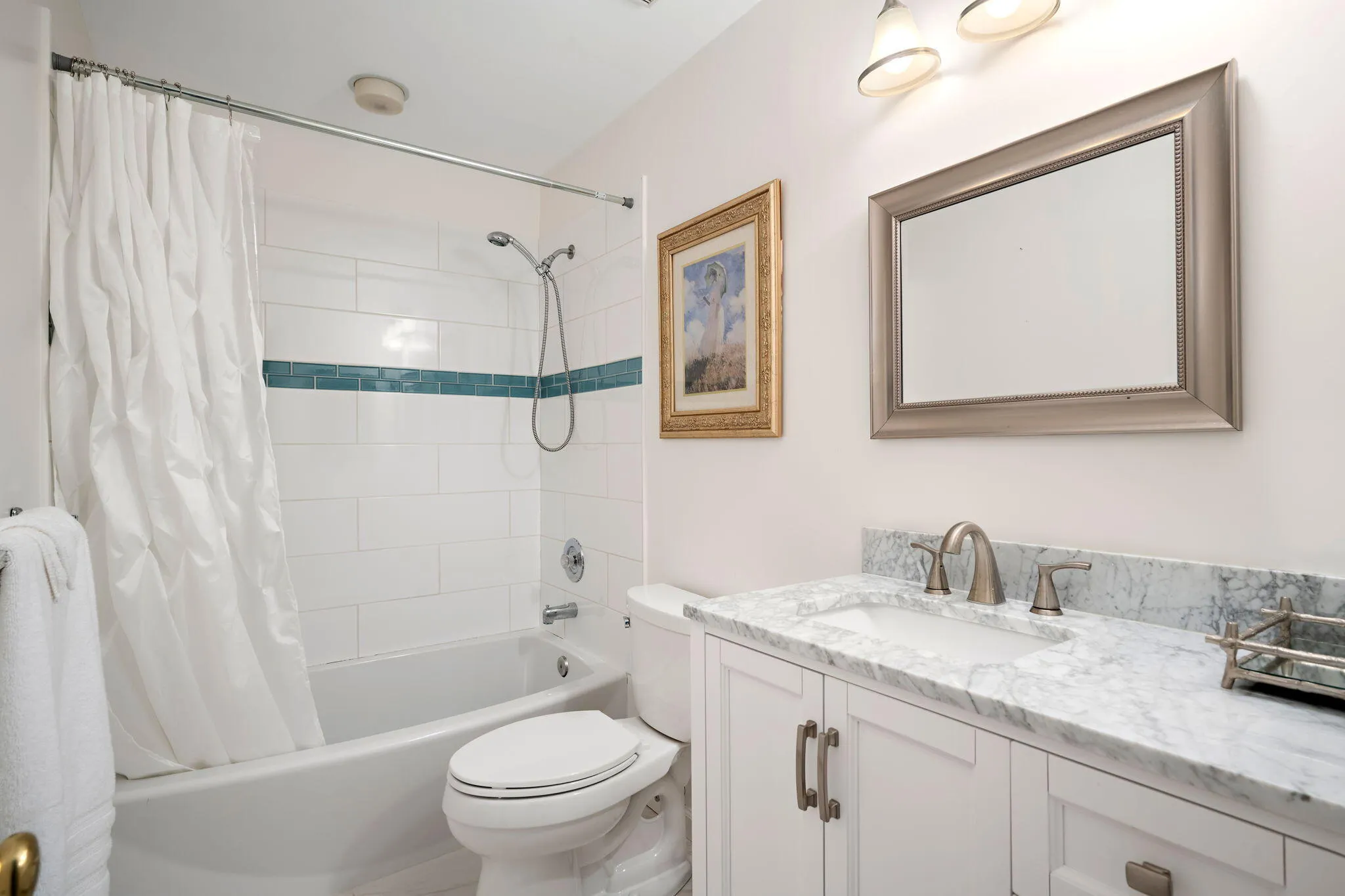 5040 HARMONY Circle #203