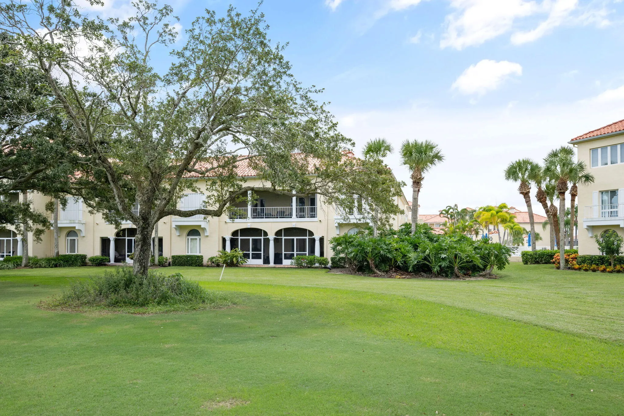 5040 HARMONY Circle #203