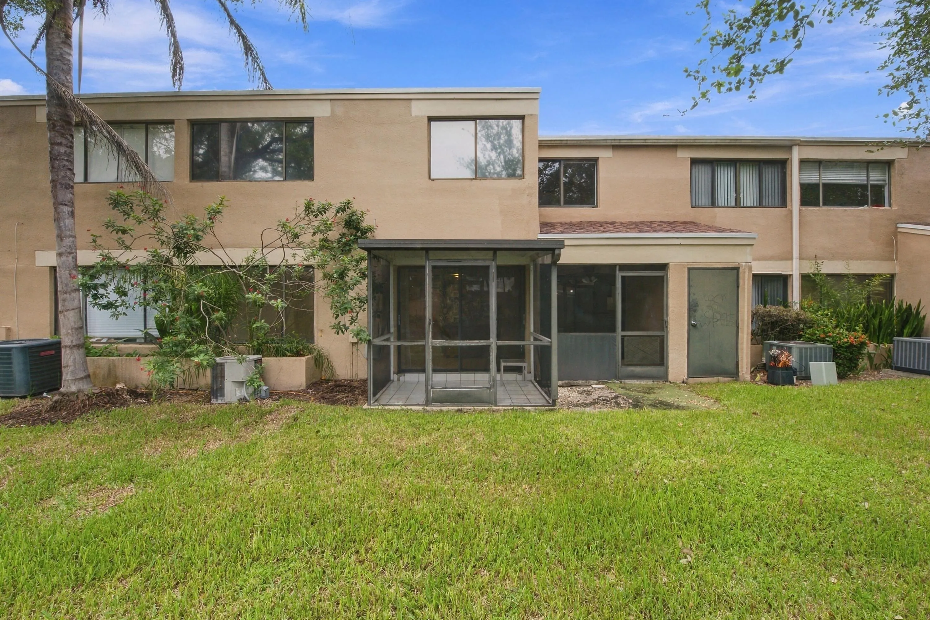1149 NW 13th Street #Apt 6