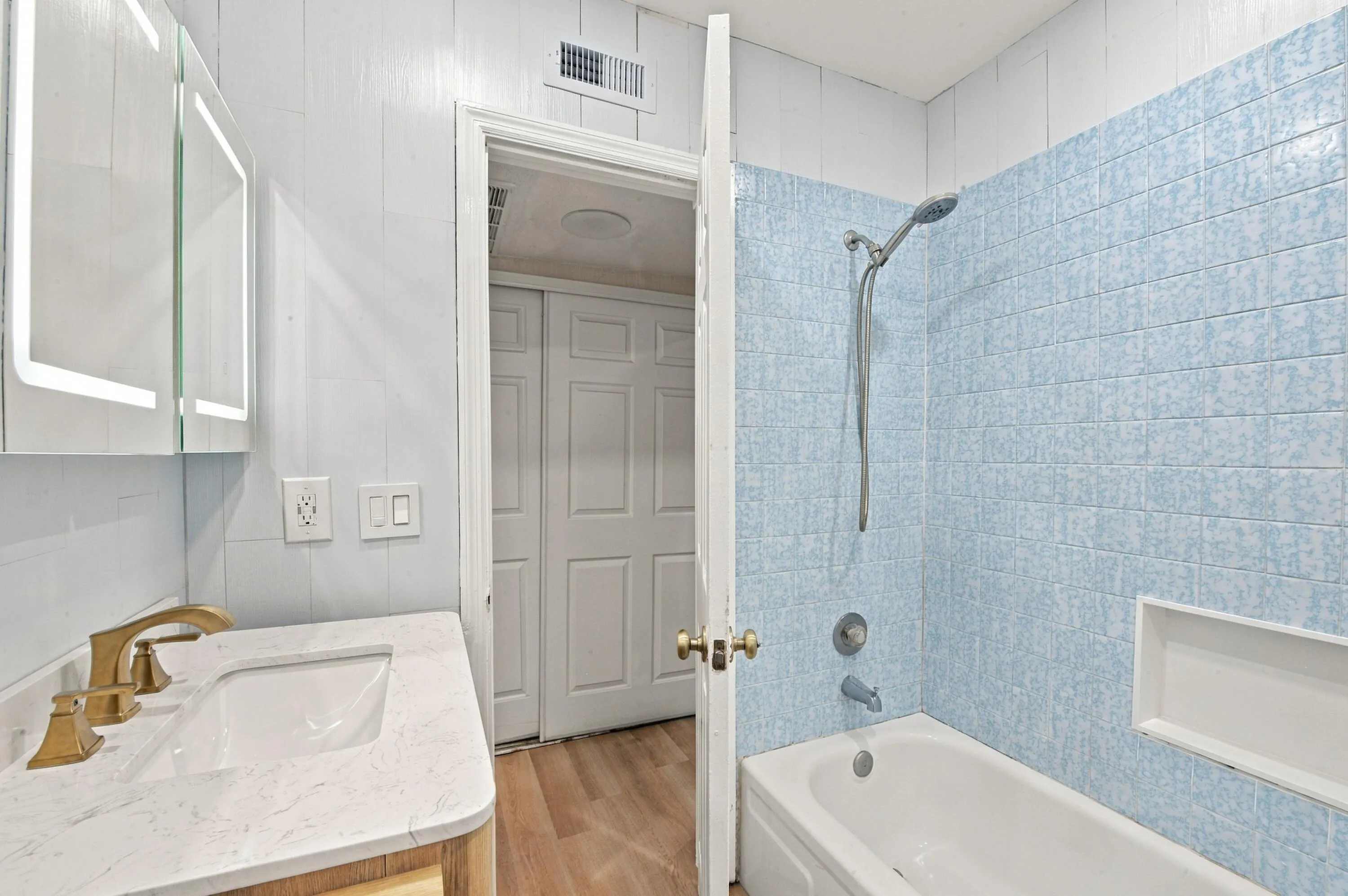 1149 NW 13th Street #Apt 6