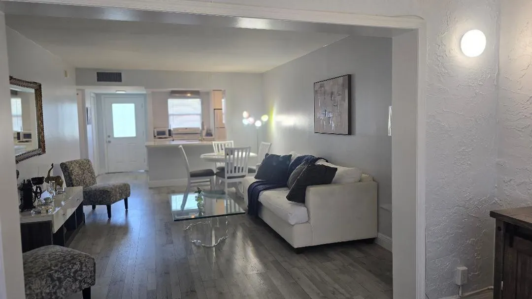 606 SW NATURA Boulevard #208