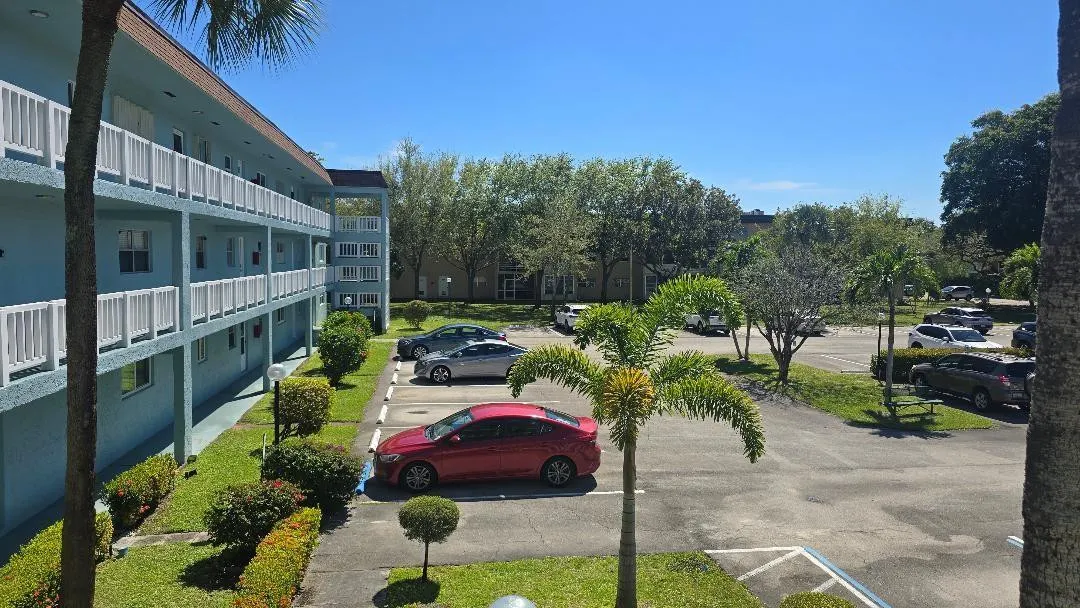 606 SW NATURA Boulevard #208