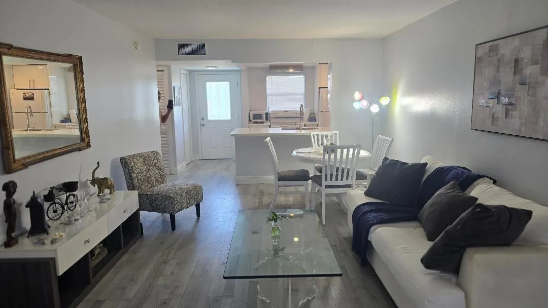 606 SW NATURA Boulevard #208