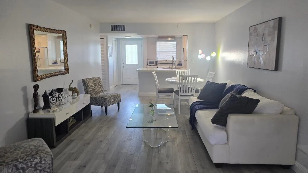 606 SW NATURA Boulevard #208