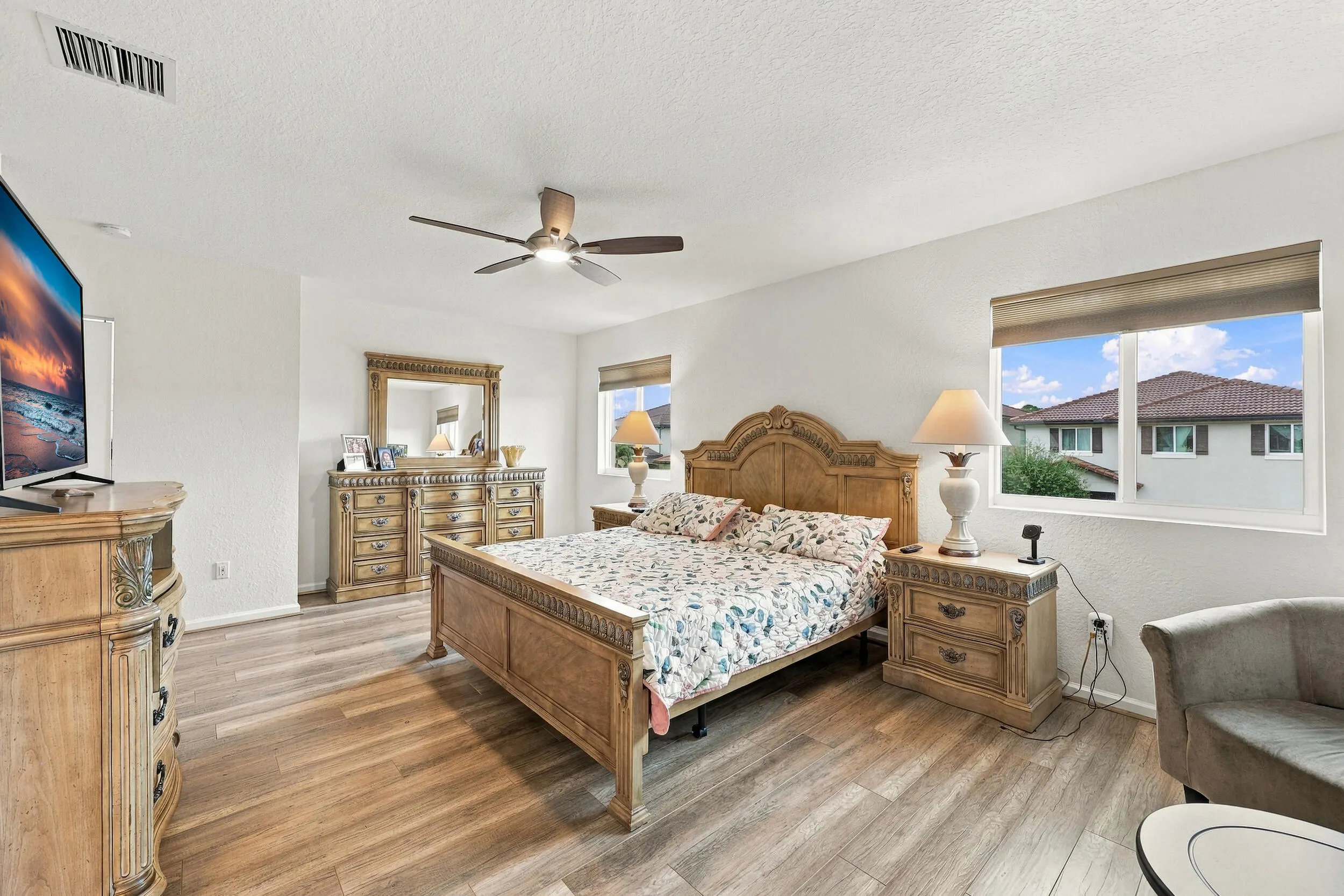 6854 LANGDON Way