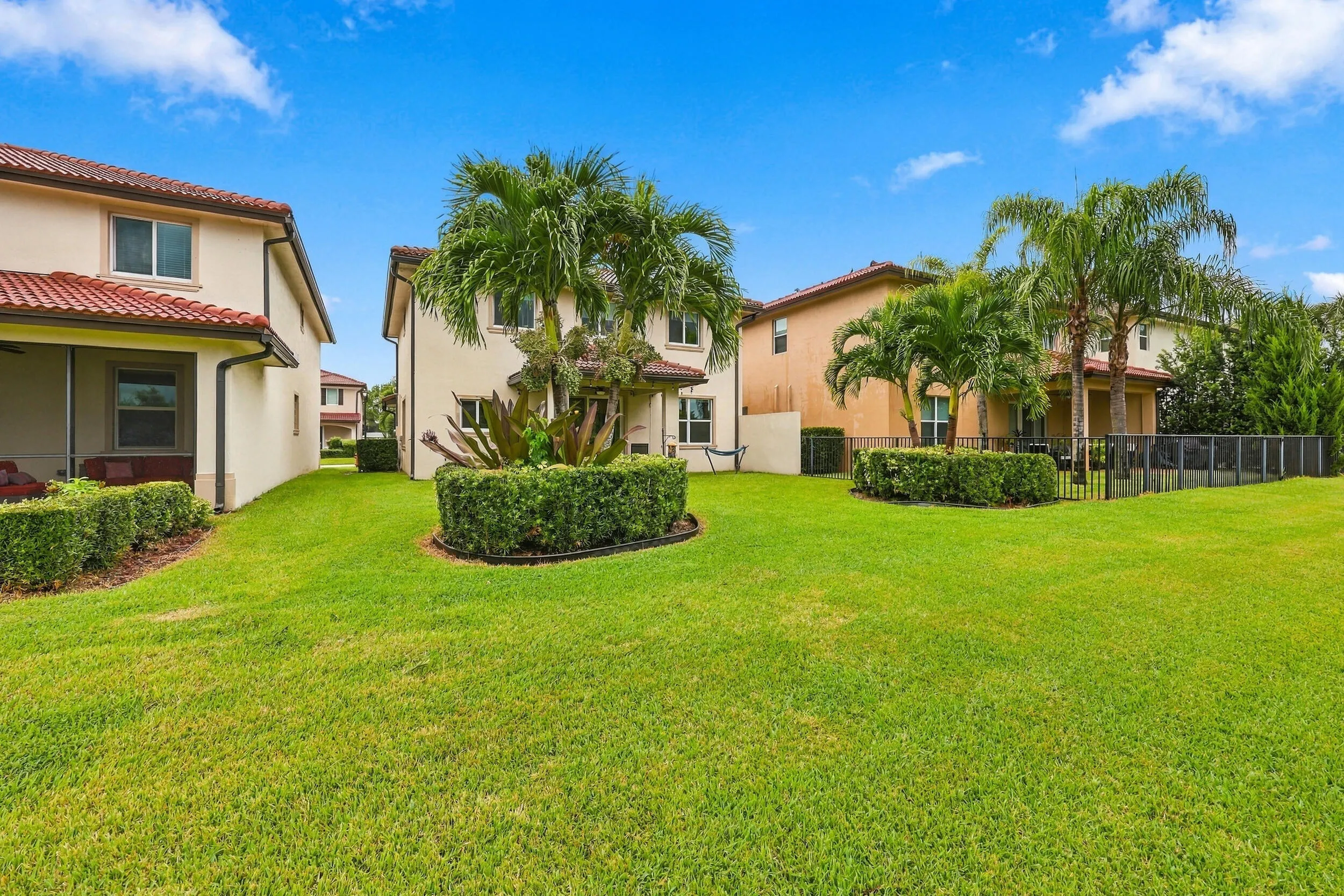 6854 LANGDON Way