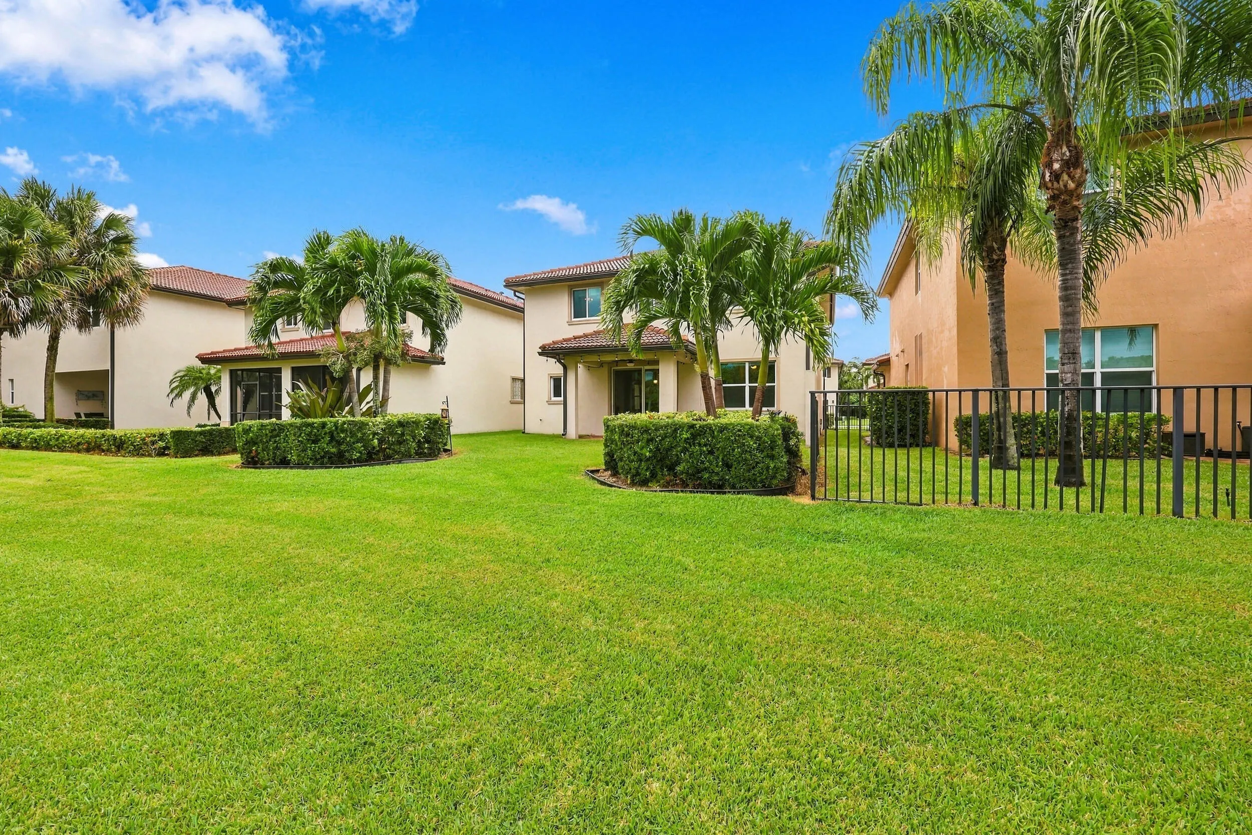 6854 LANGDON Way