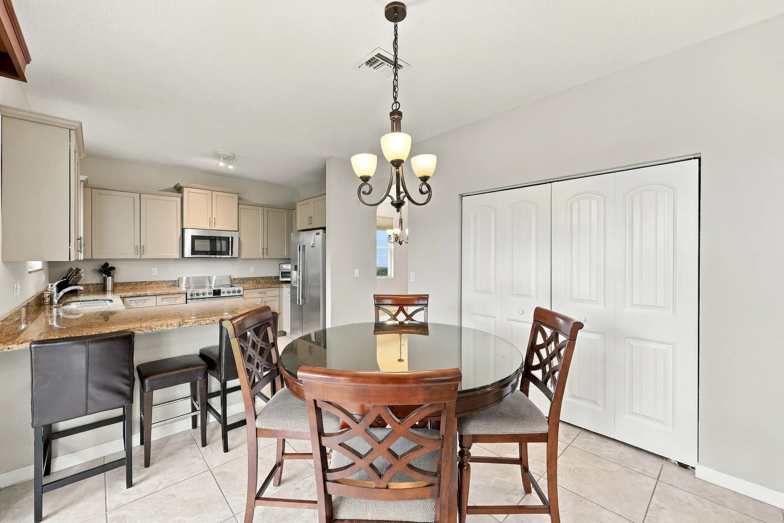 6854 LANGDON Way