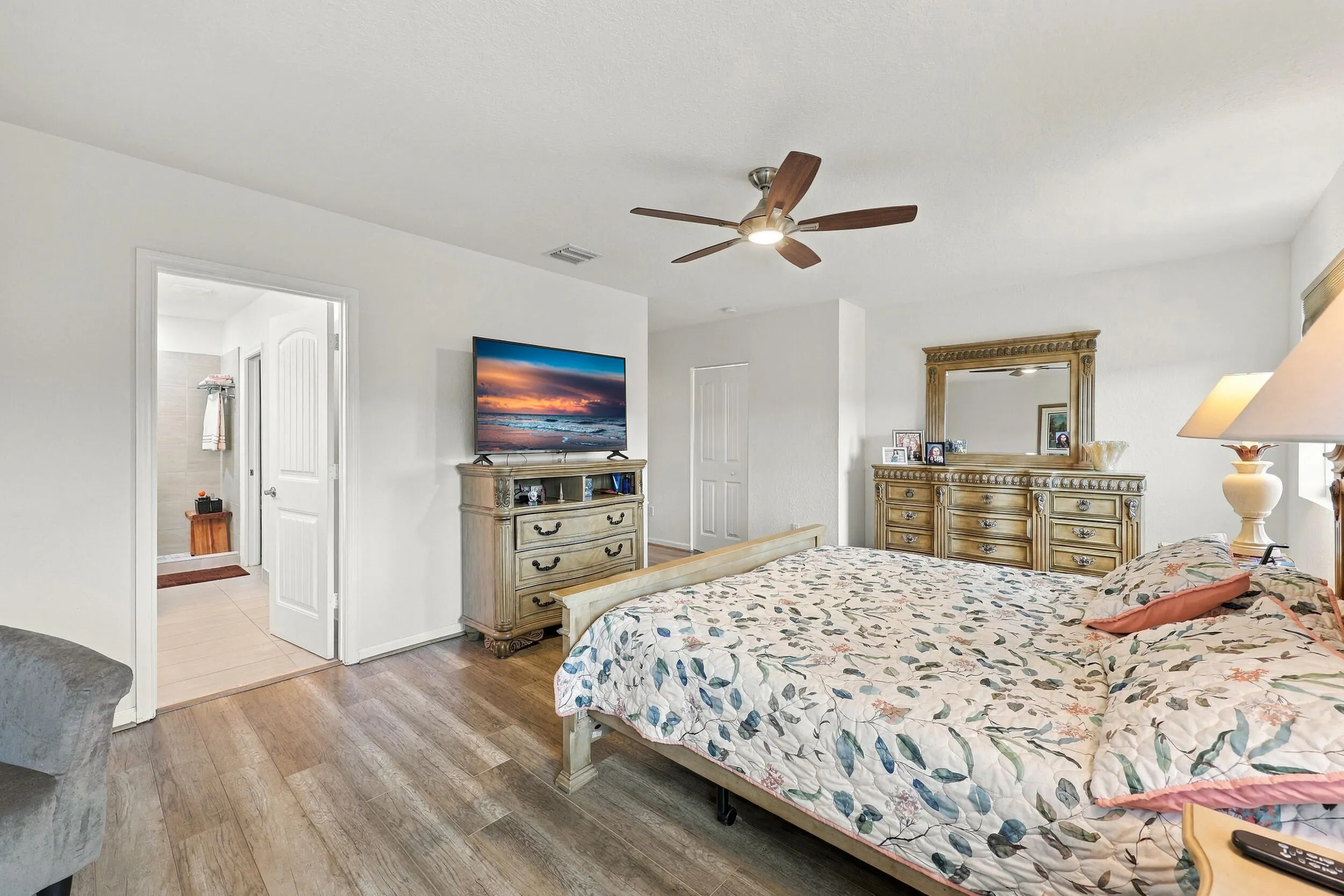 6854 LANGDON Way