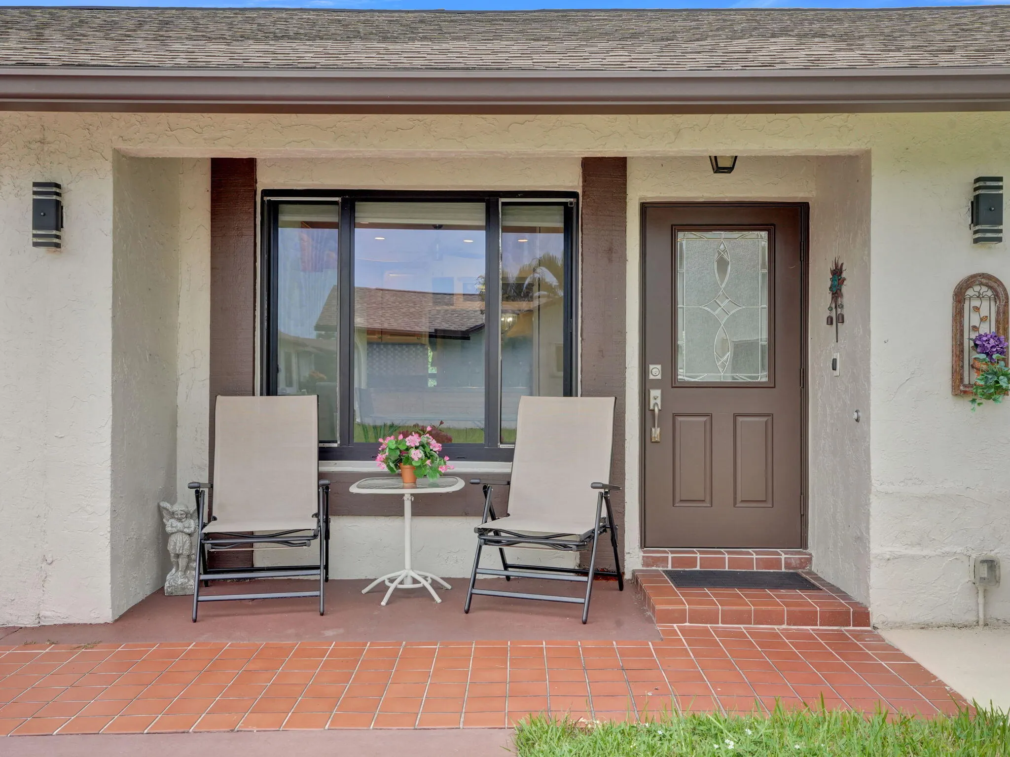 2085 SW 15th Place