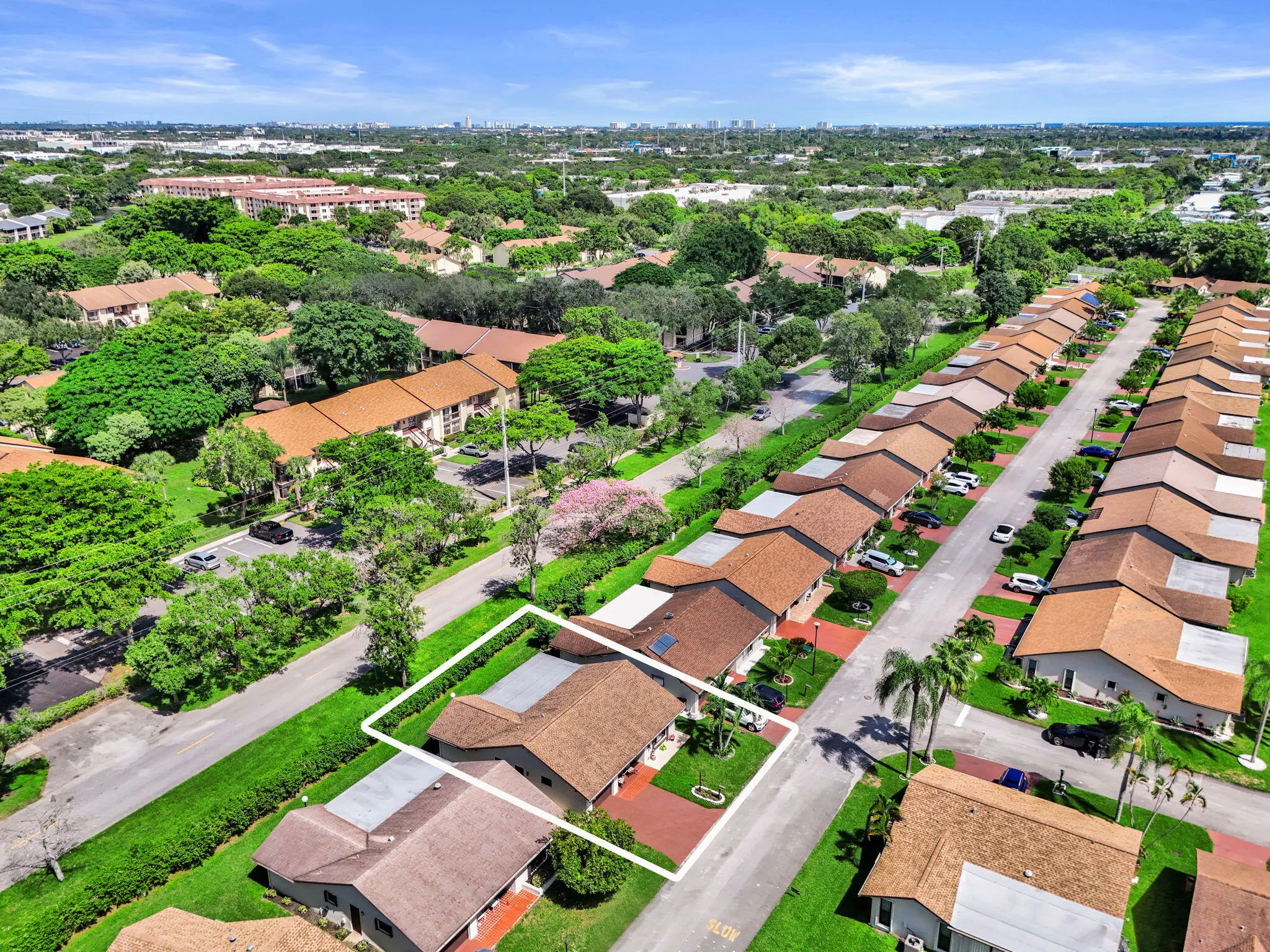 2085 SW 15th Place