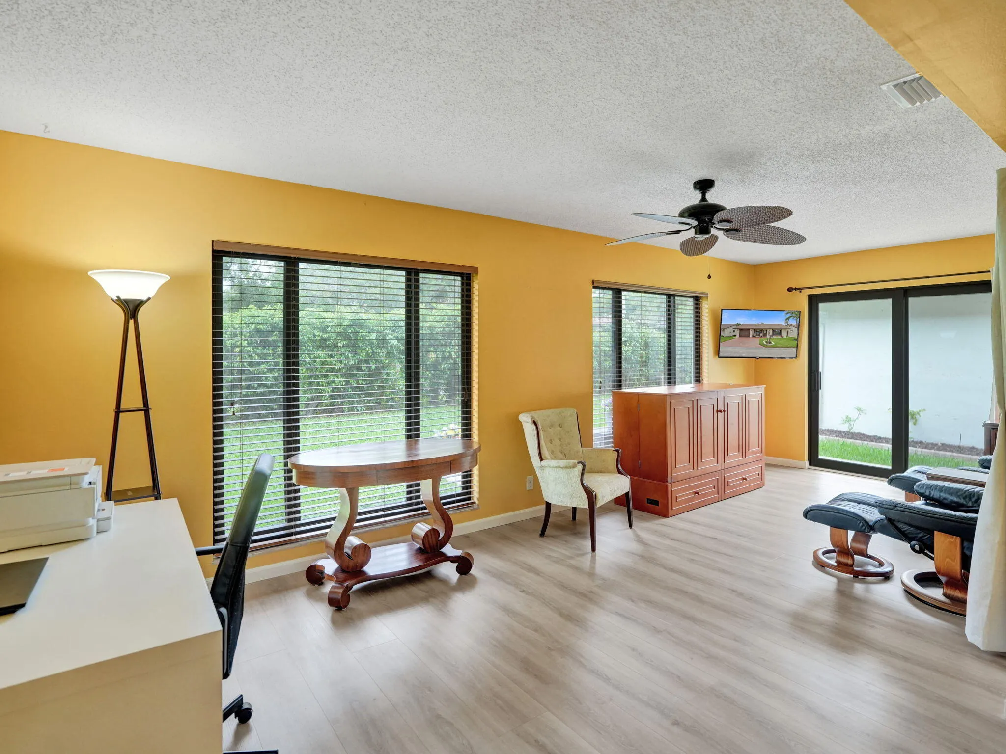 2085 SW 15th Place