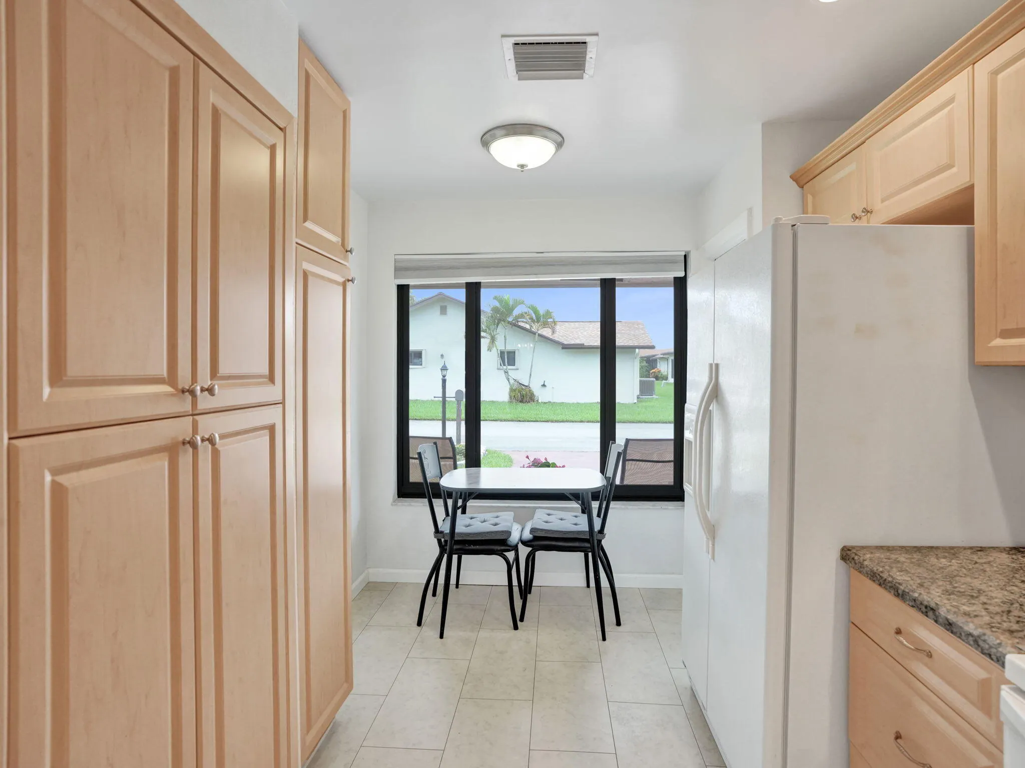 2085 SW 15th Place