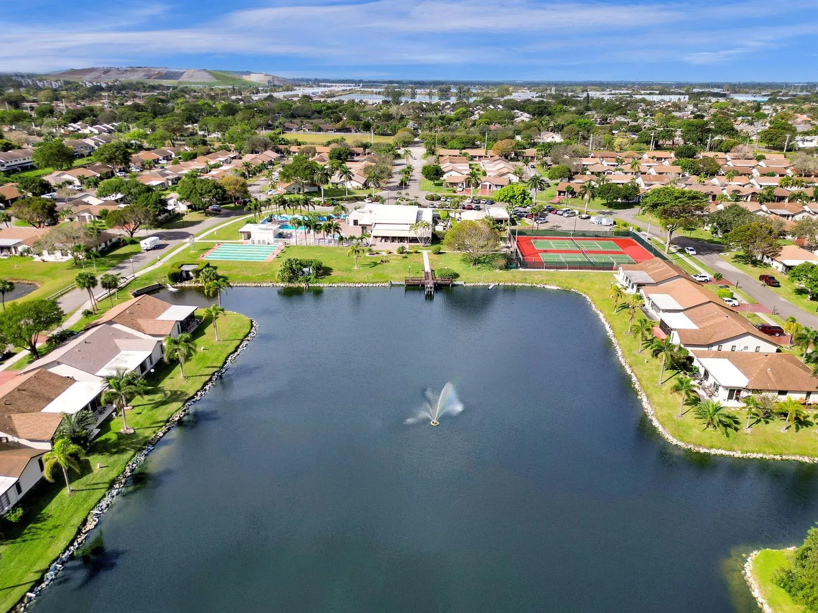 2085 SW 15th Place
