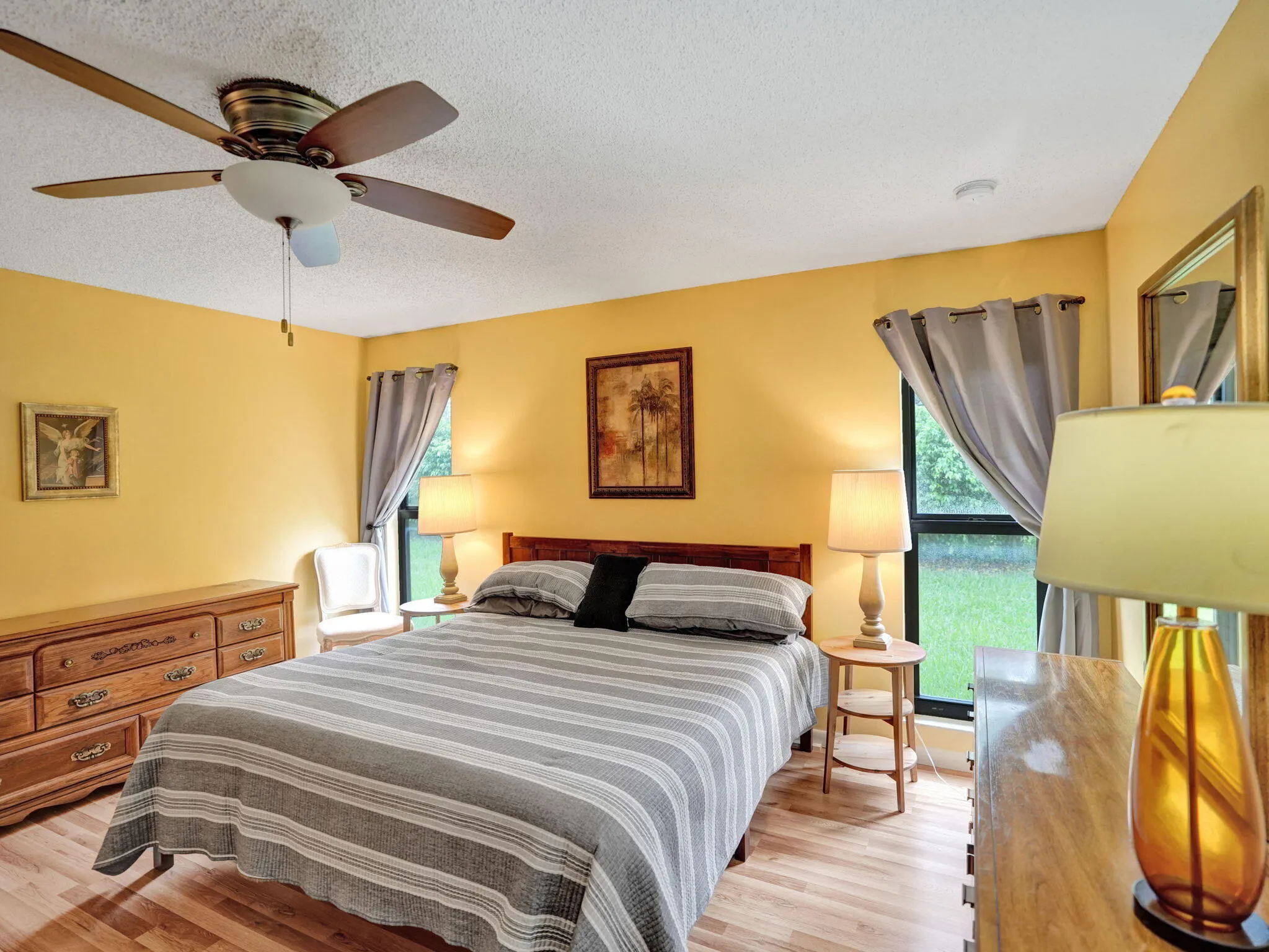 2085 SW 15th Place