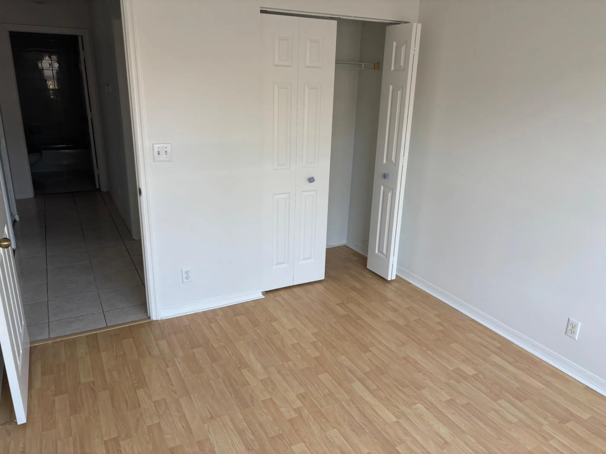 4262 NW 1ST Place