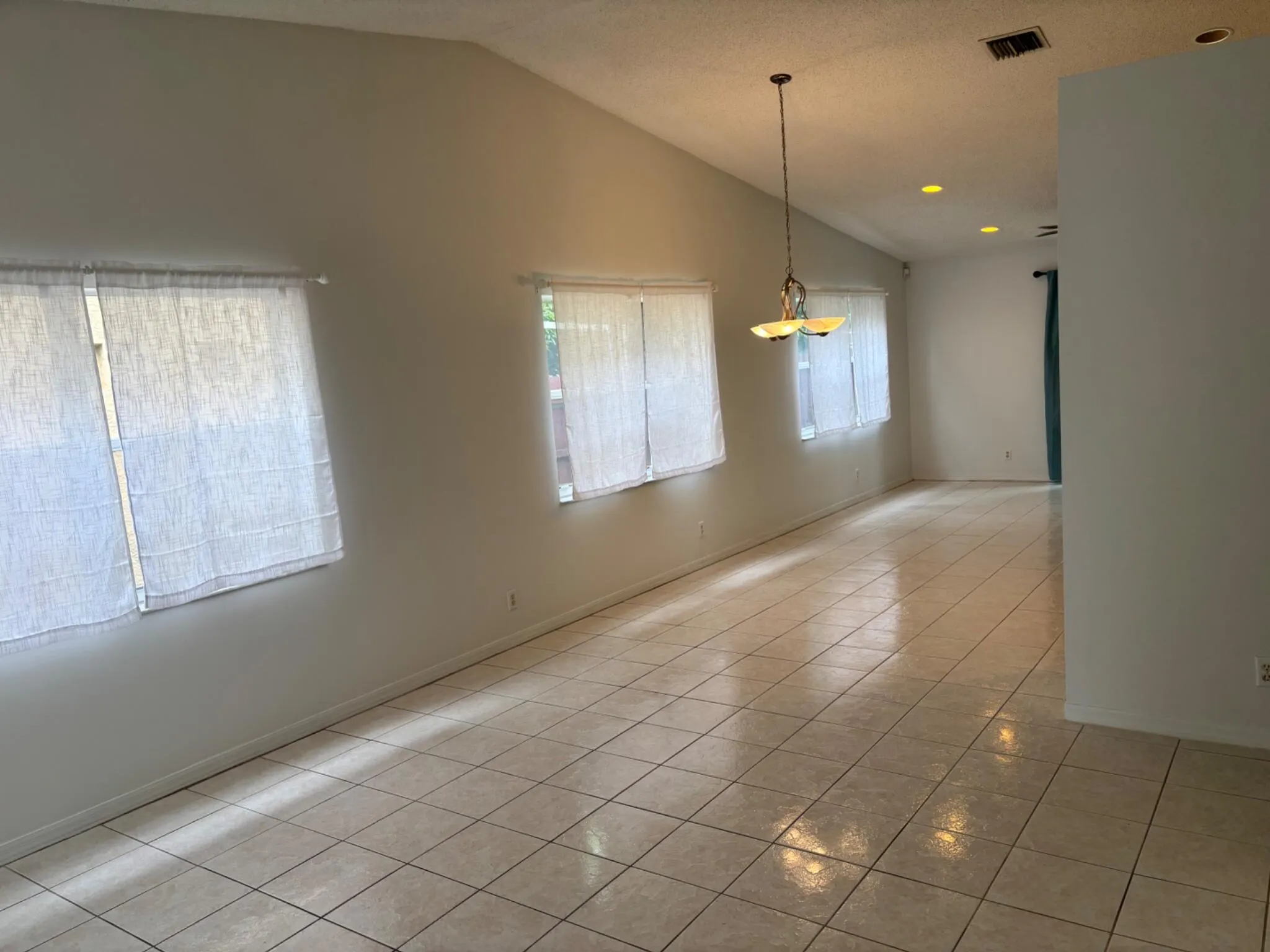 4262 NW 1ST Place