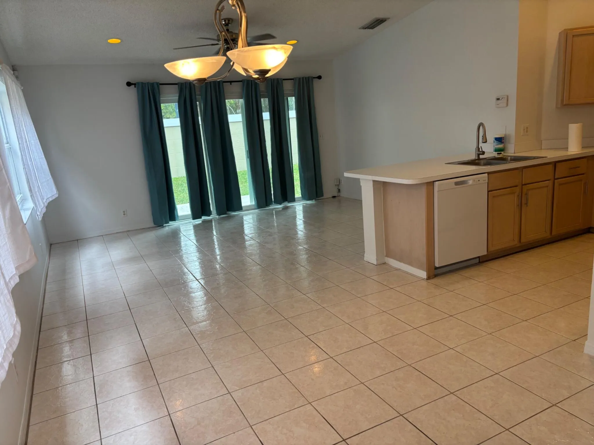 4262 NW 1ST Place