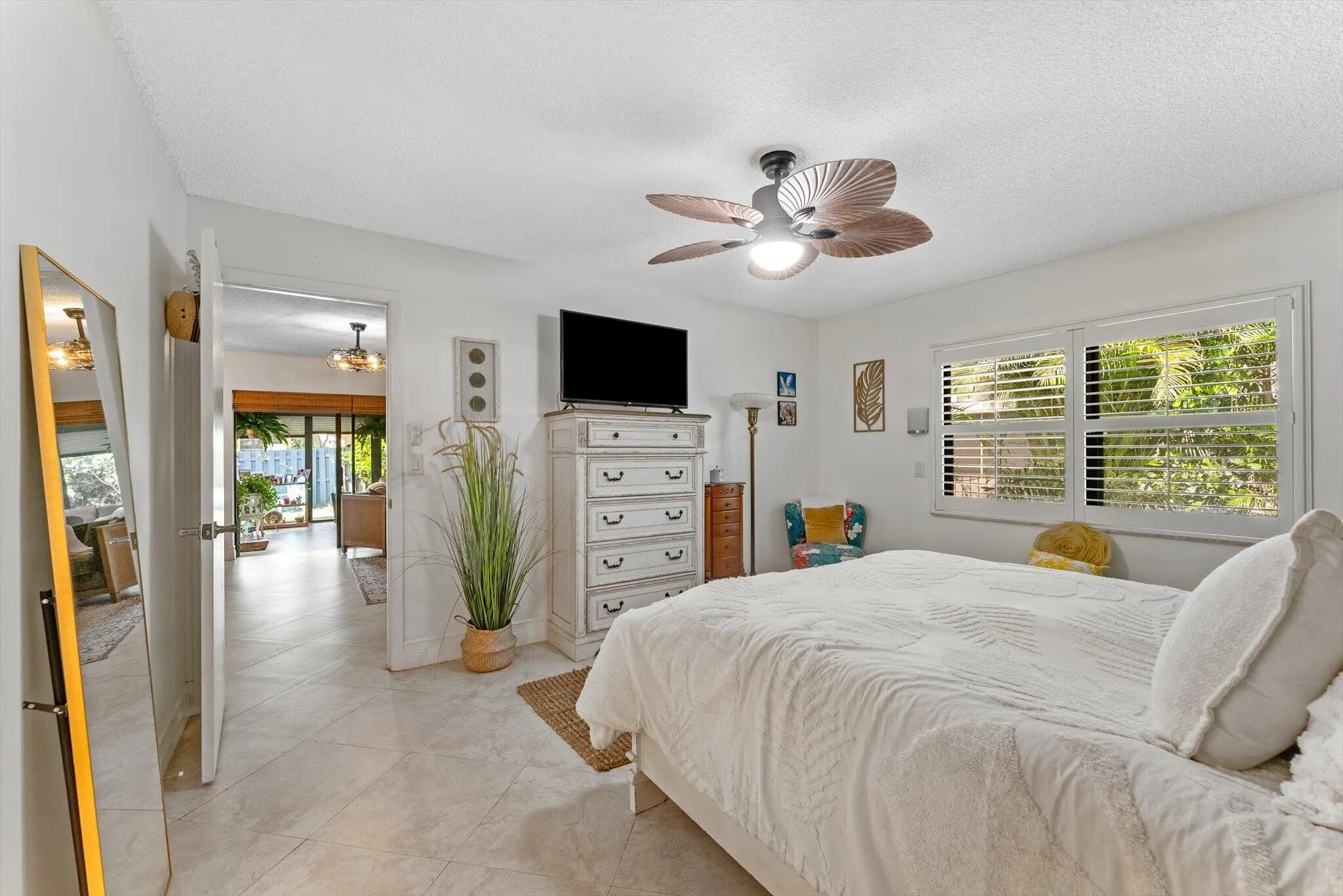819 NW 25th Avenue