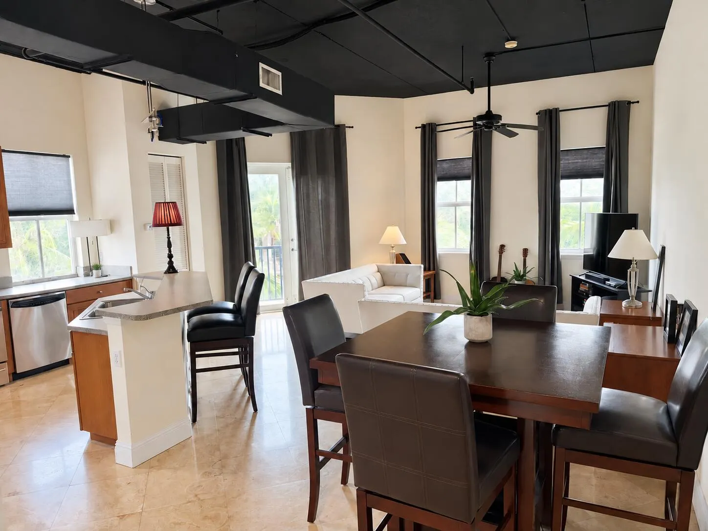 301 W Atlantic Avenue #L10
