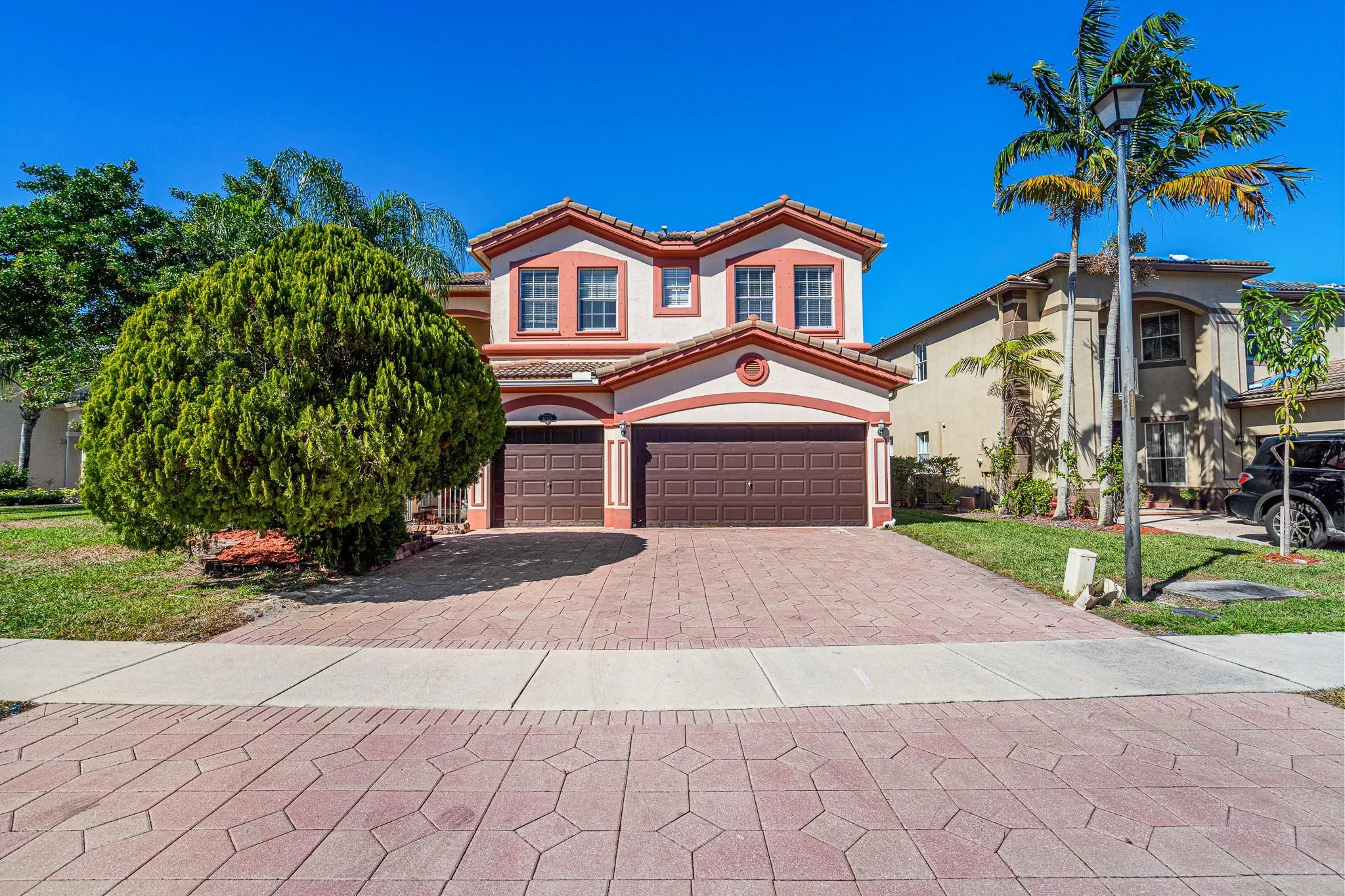 10633 OLD HAMMOCK Way