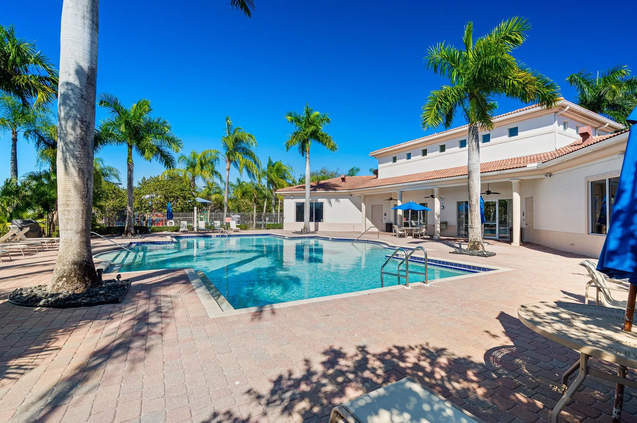 10633 OLD HAMMOCK Way