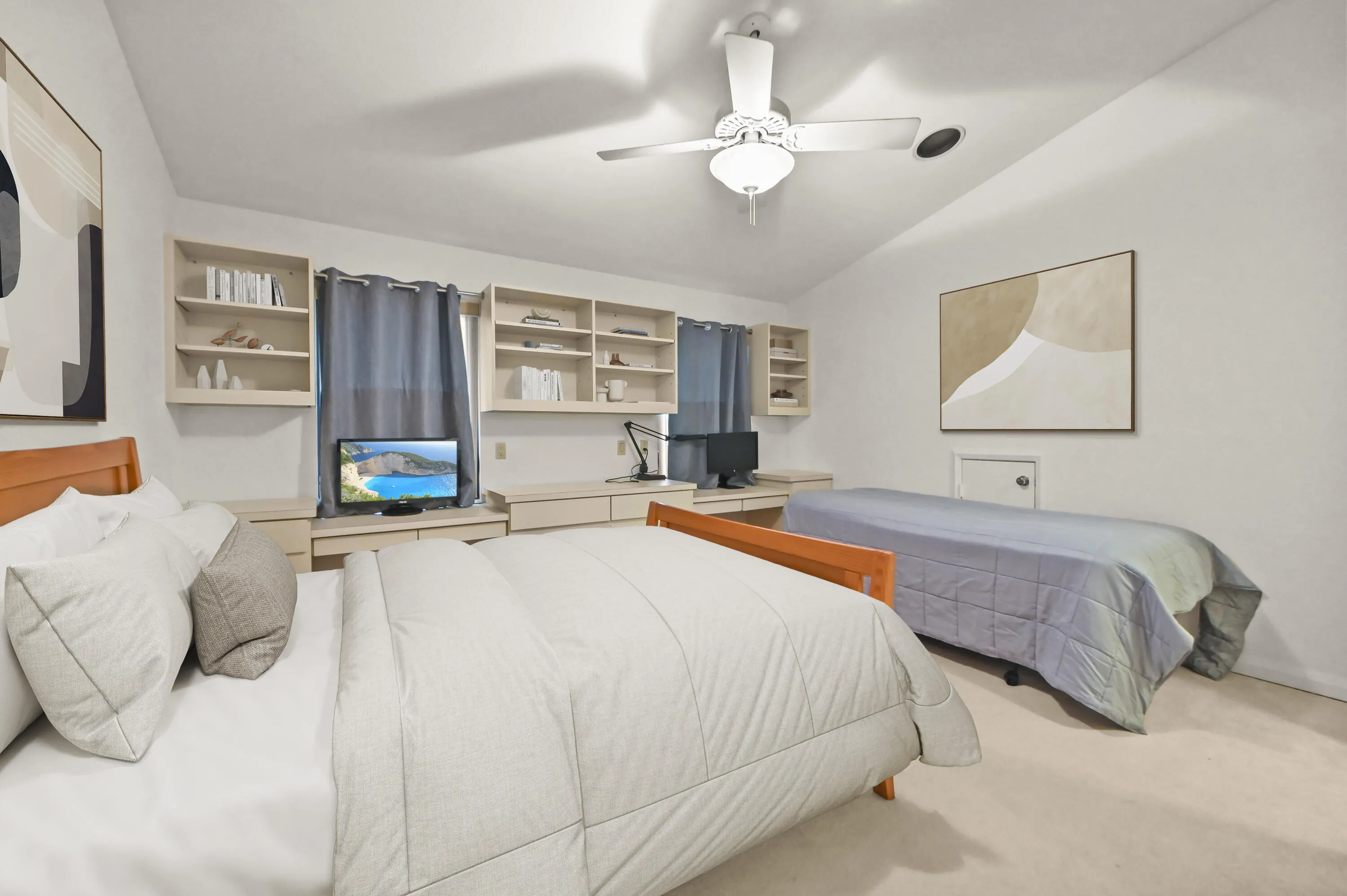 13885 Greentree Trail