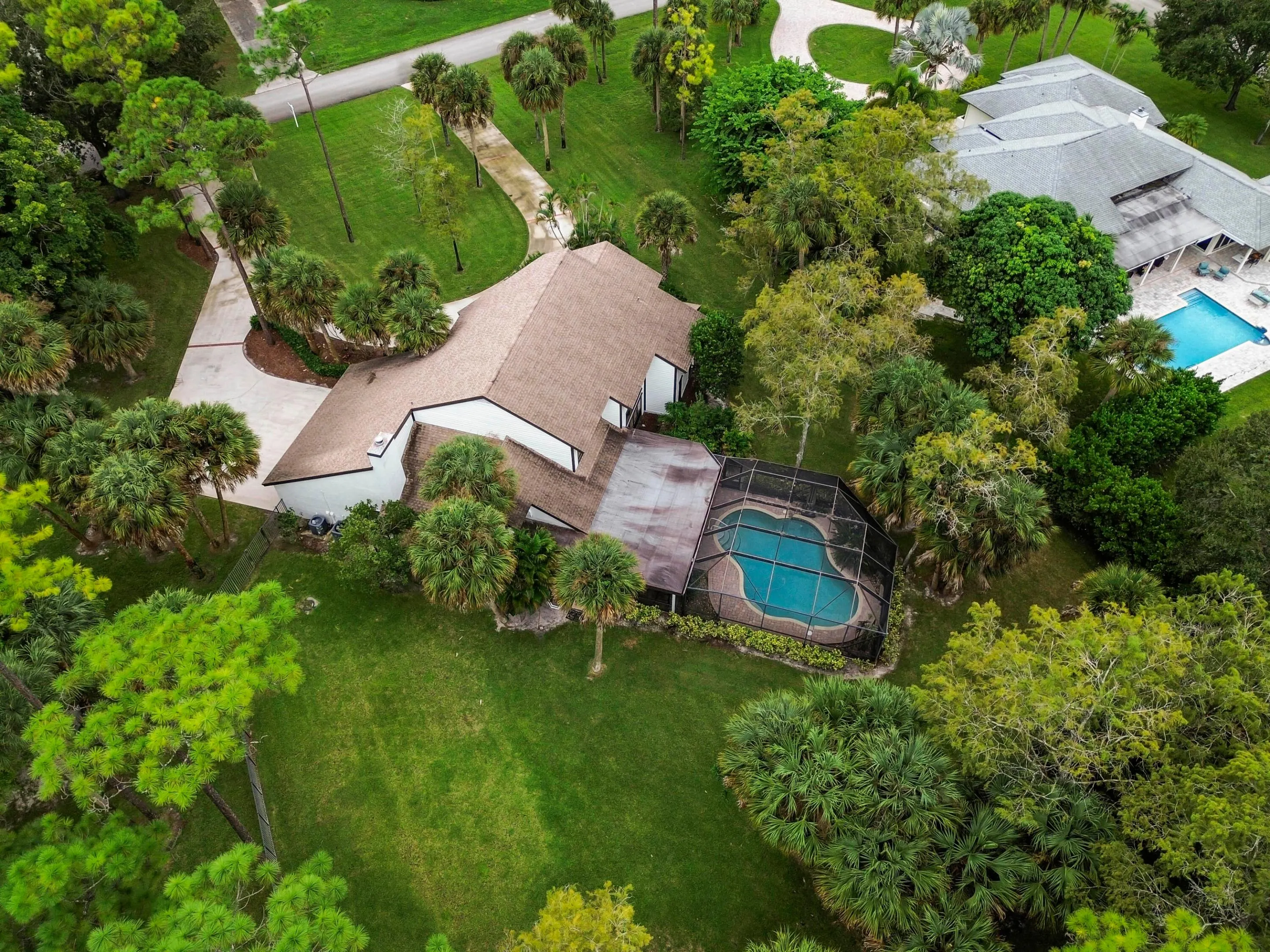 13885 Greentree Trail