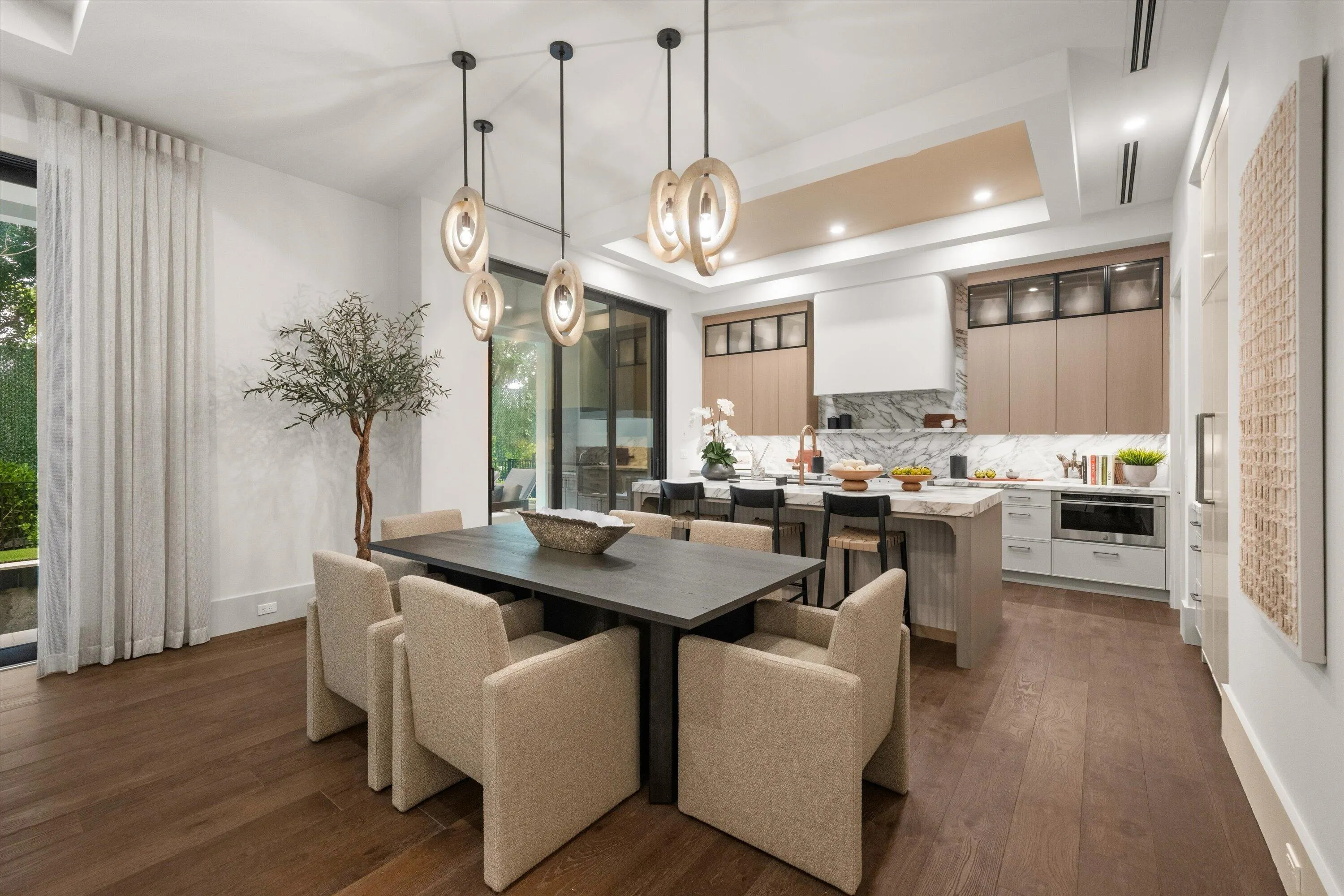 2945 BLUE CYPRESS Circle