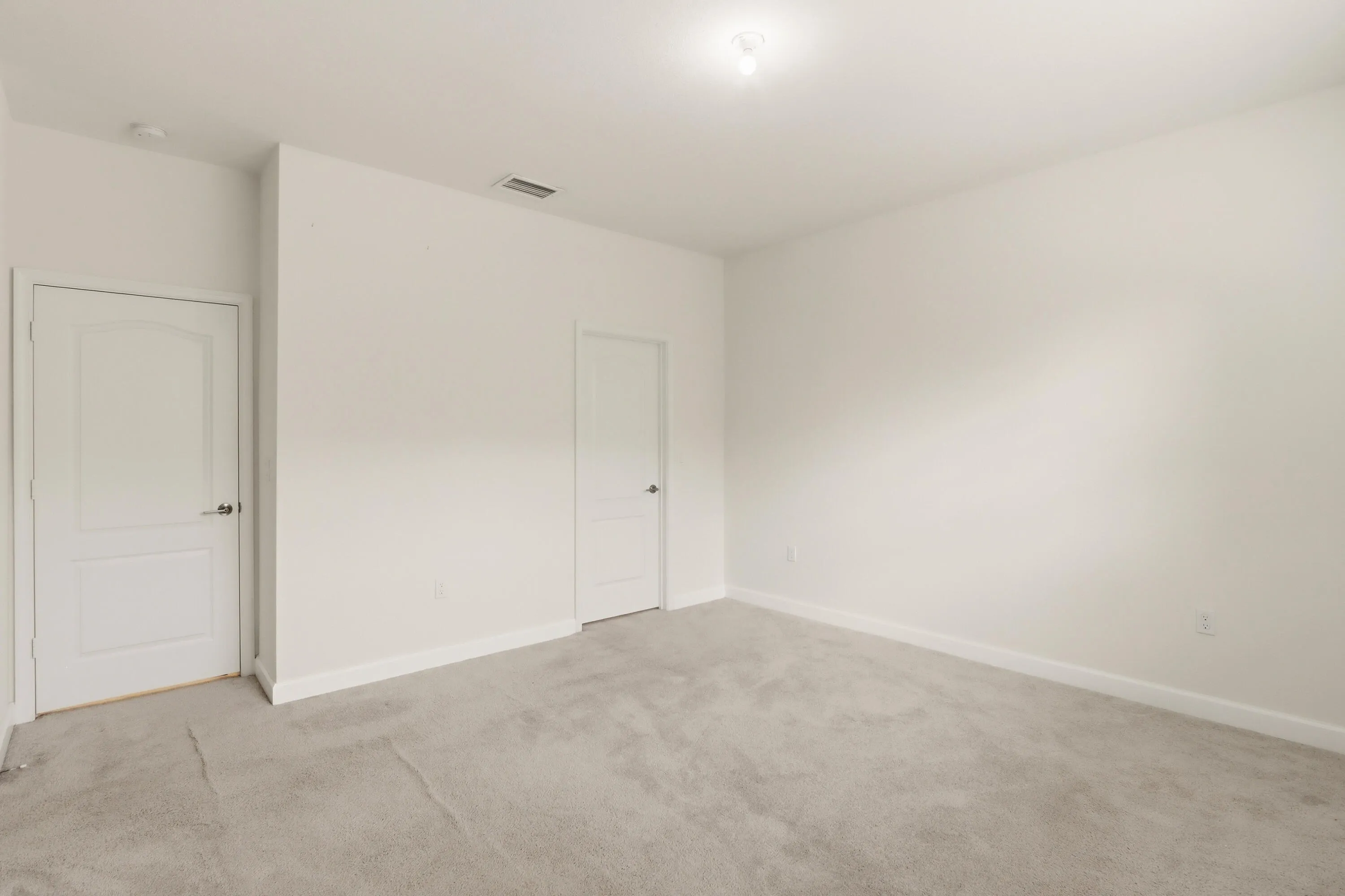 10021 W Villa Circle