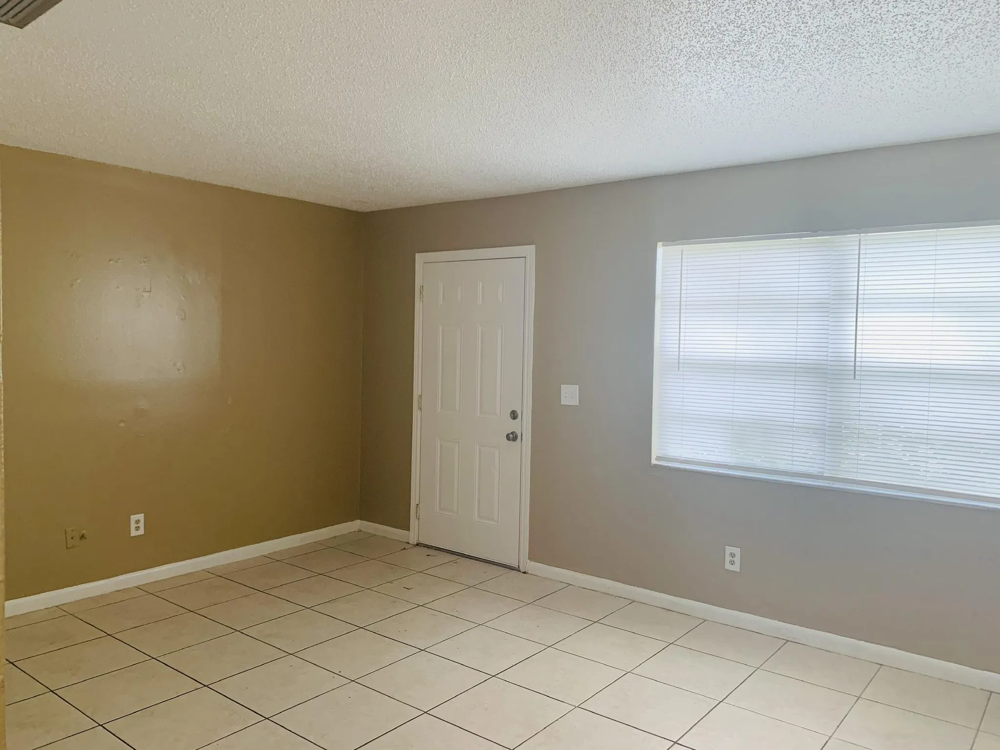 3370 NW 40th Drive