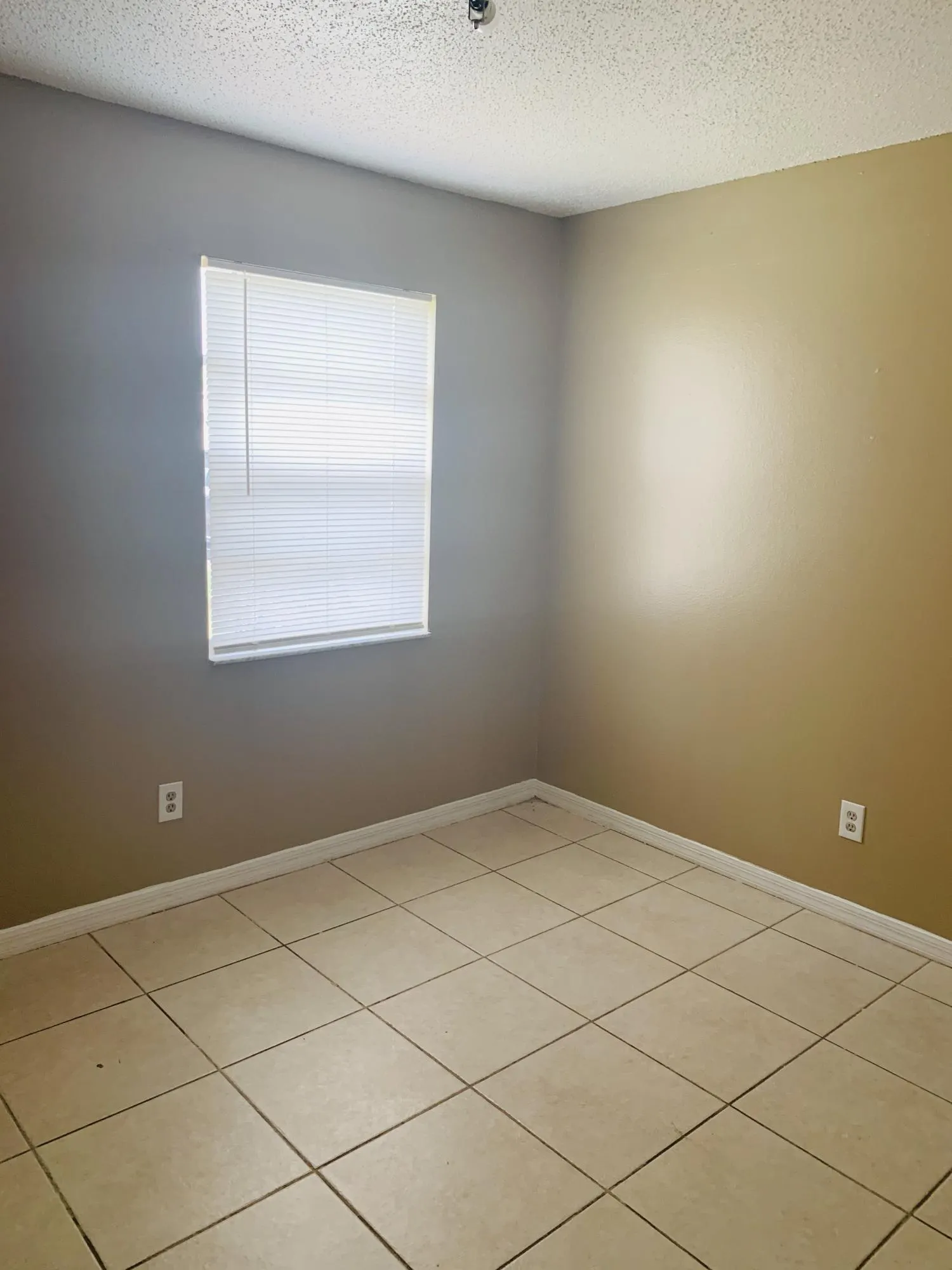 3370 NW 40th Drive