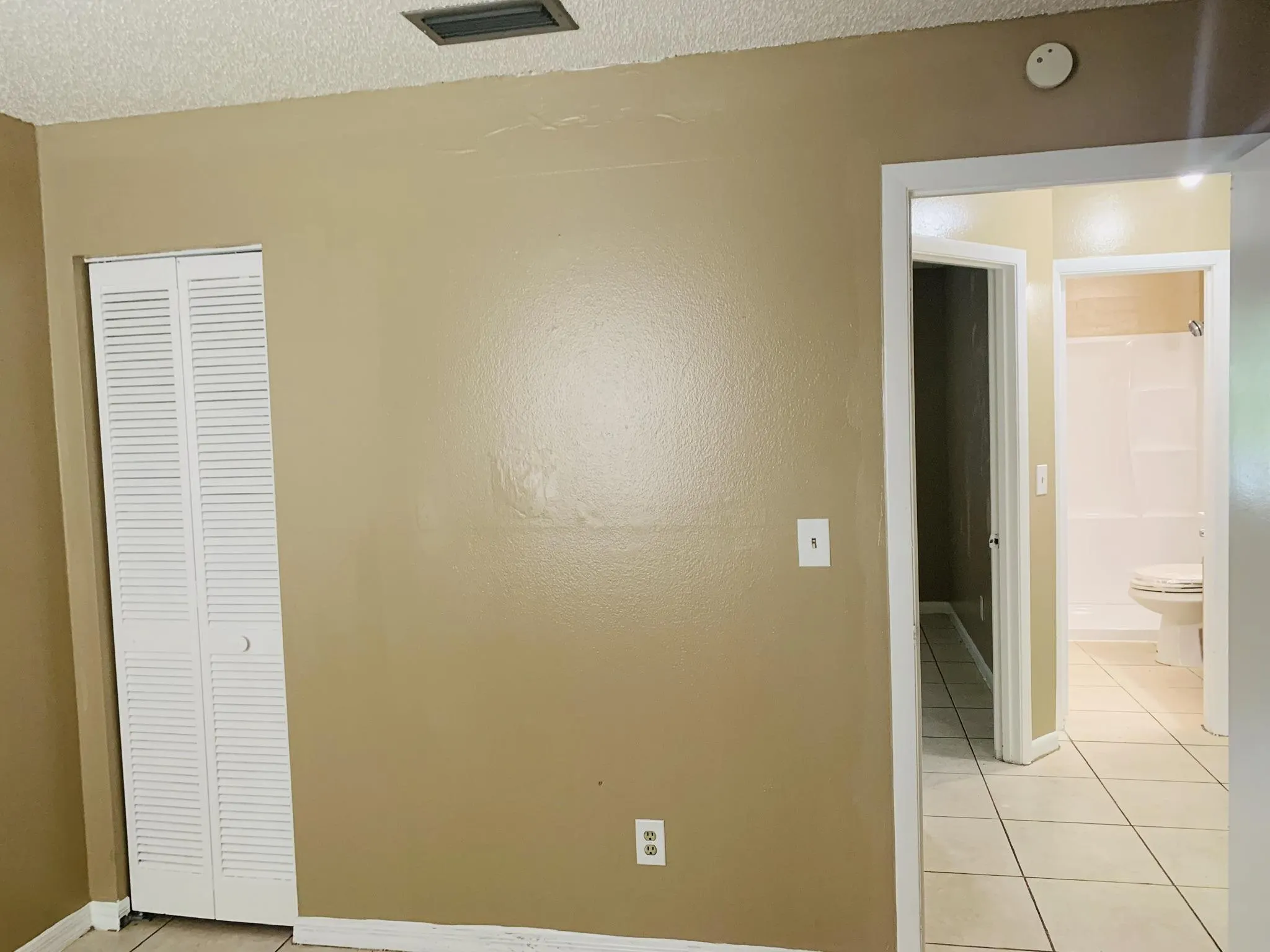 3370 NW 40th Drive