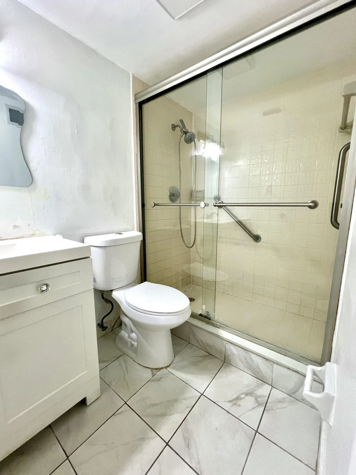 611 S STATE ROAD 7 #1B