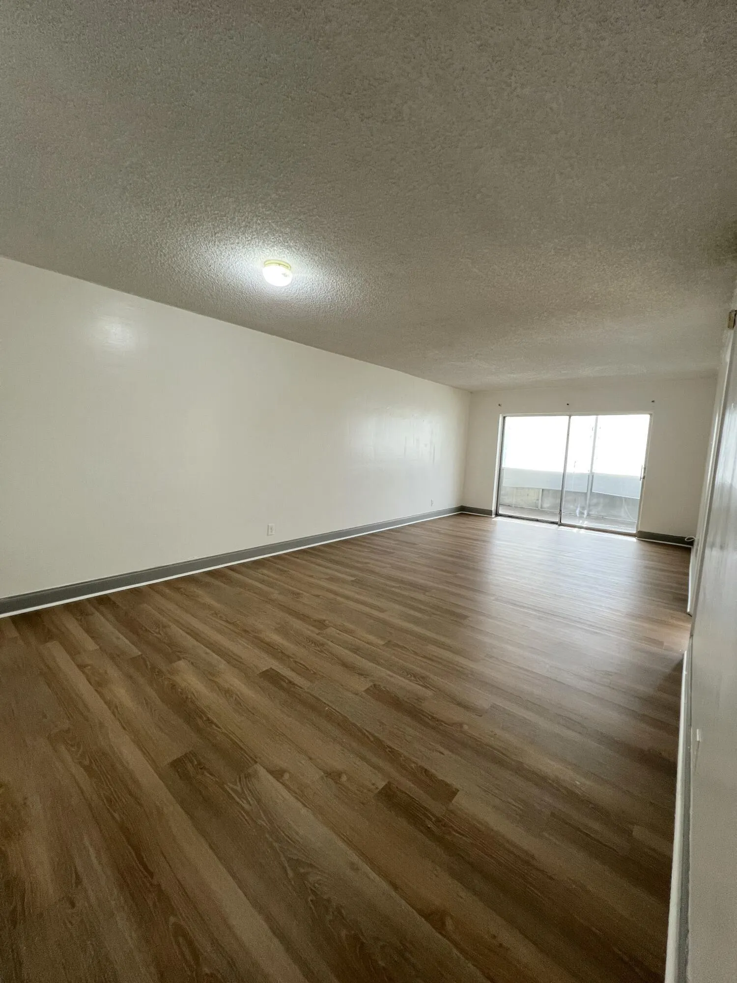 611 S STATE ROAD 7 #1B