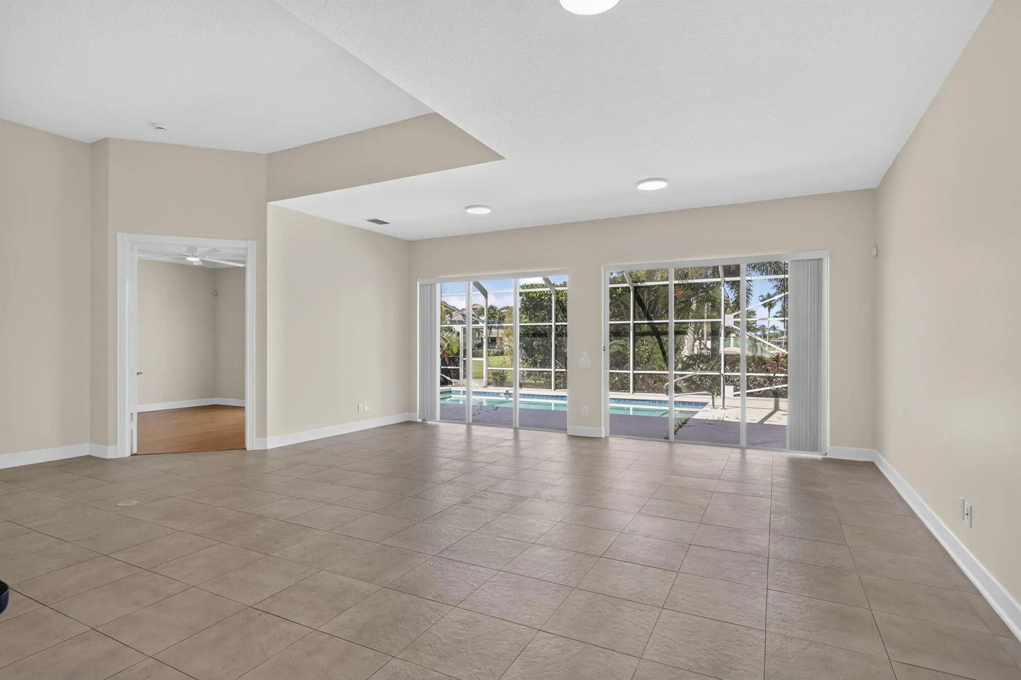 8187 XANTHUS Lane